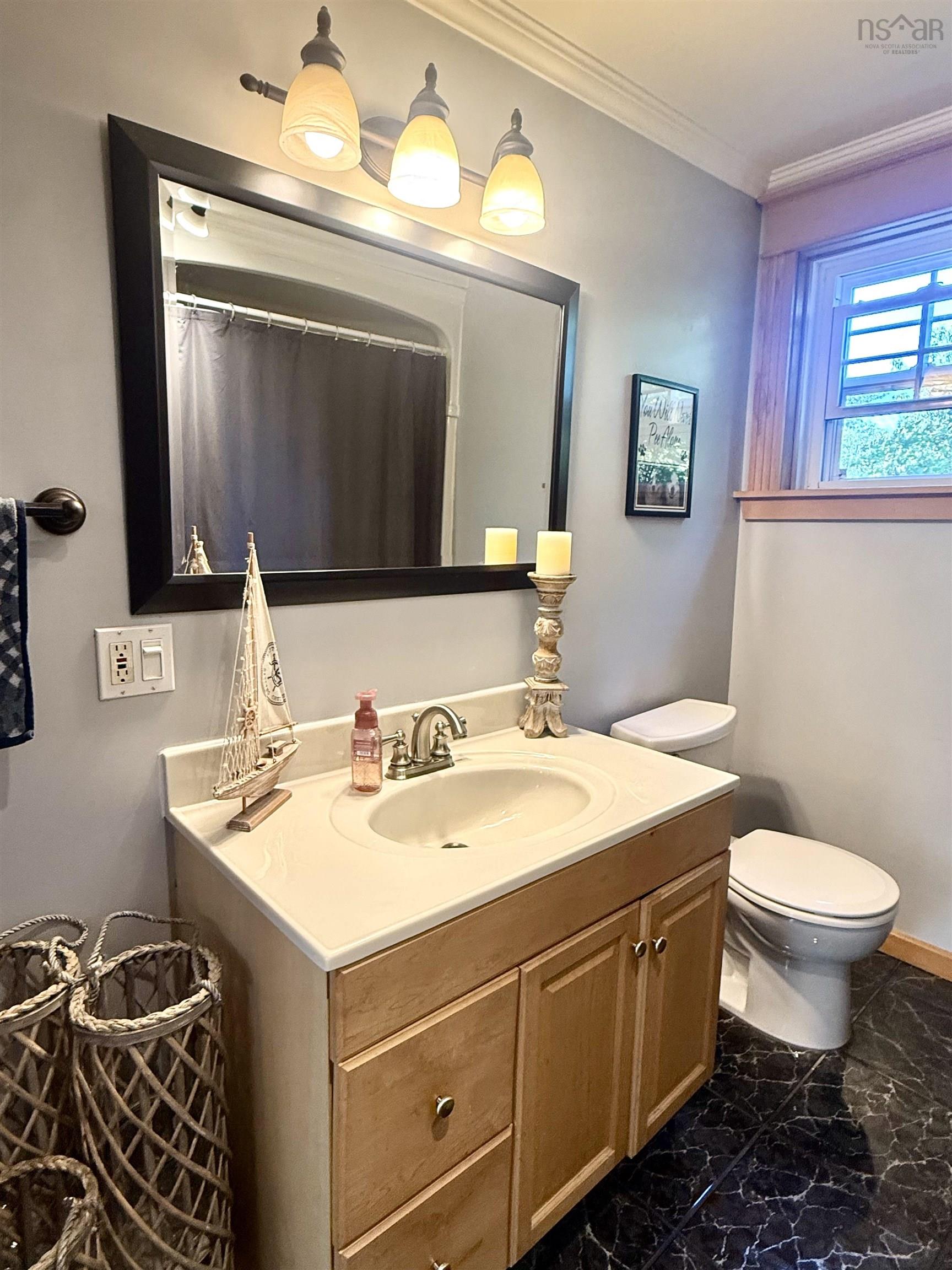 $574,999.00: 346 West Side Lochaber Road, West Lochaber
