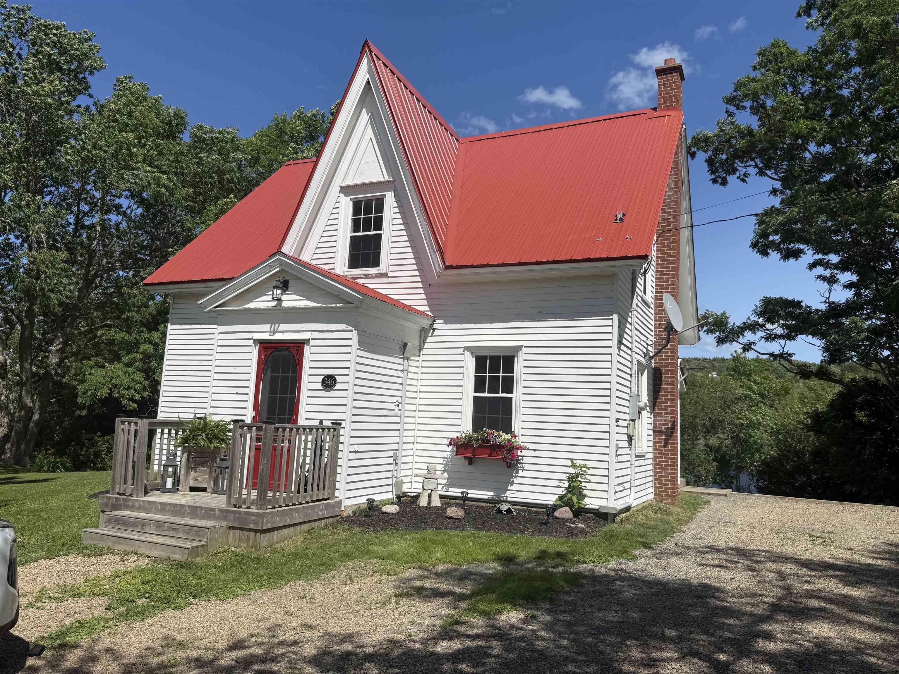 $574,999.00: 346 West Side Lochaber Road, West Lochaber