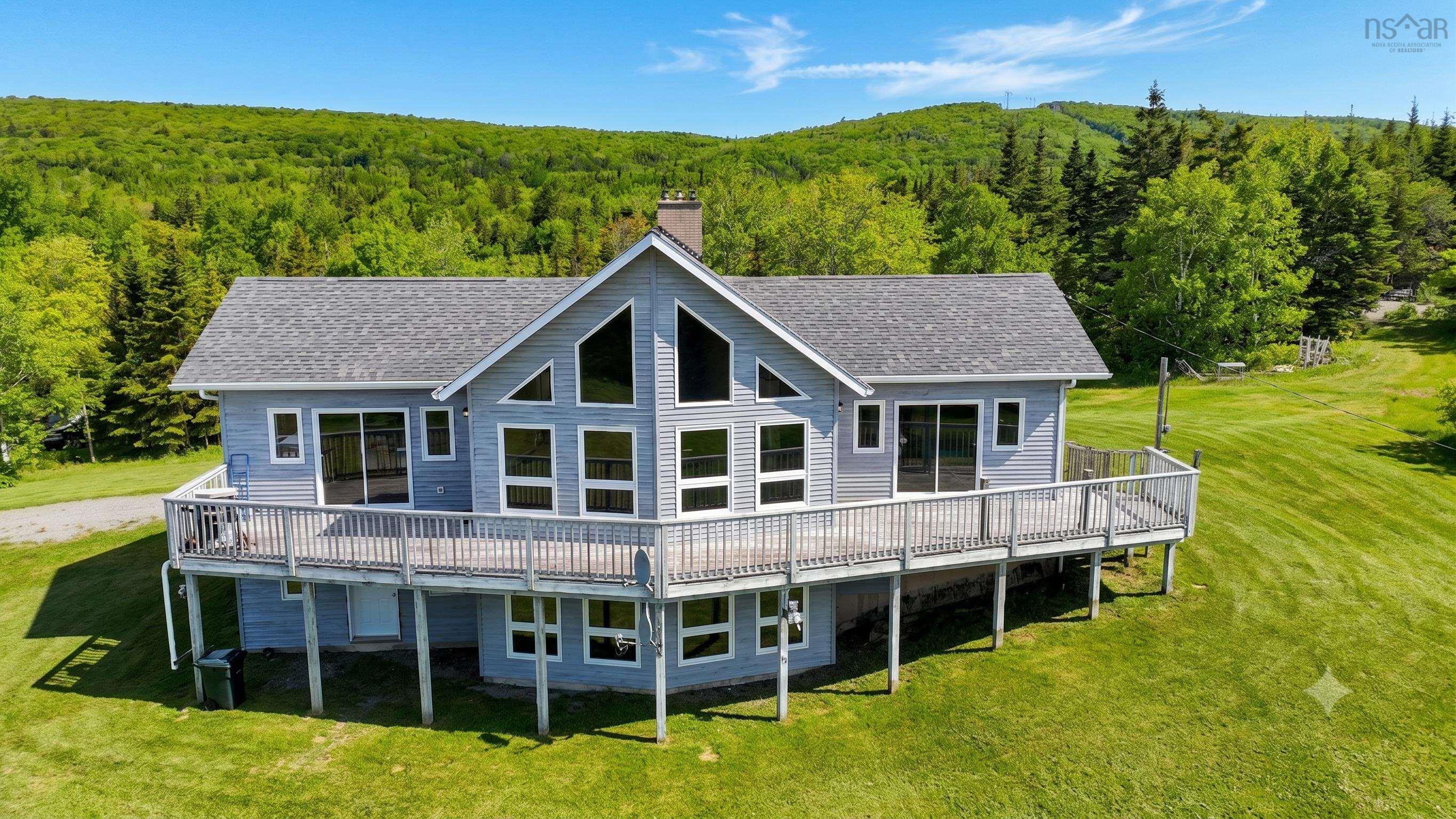 $549,000.00: 2420 Coxheath Road, Blacketts Lake