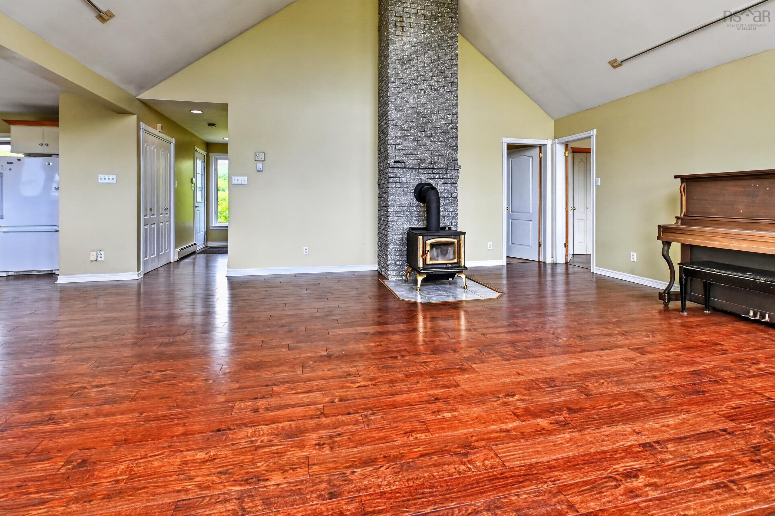 $549,000.00: 2420 Coxheath Road, Blacketts Lake