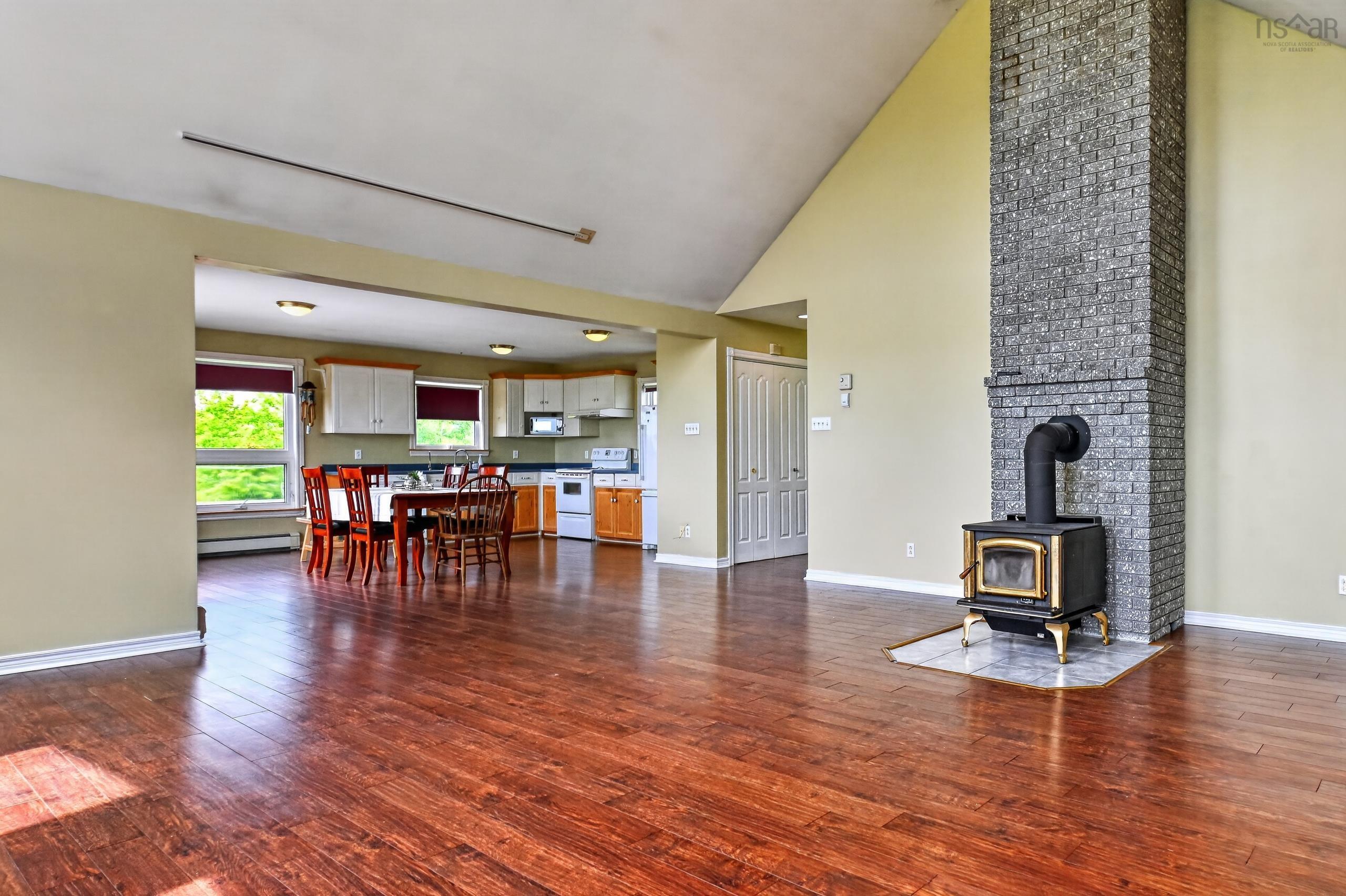 $549,000.00: 2420 Coxheath Road, Blacketts Lake