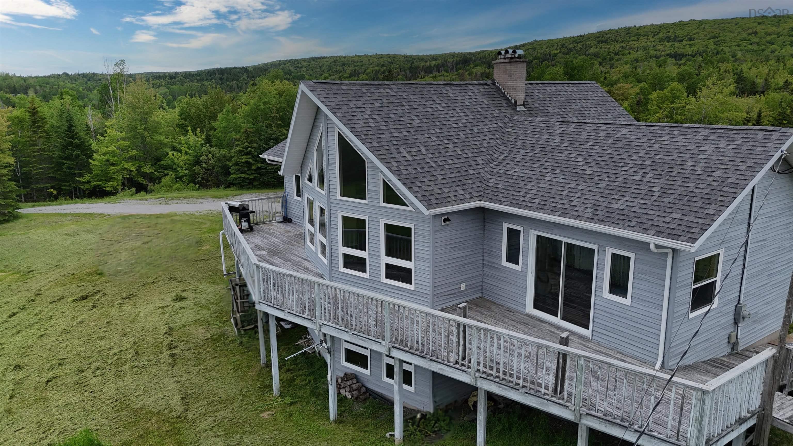 $549,000.00: 2420 Coxheath Road, Blacketts Lake