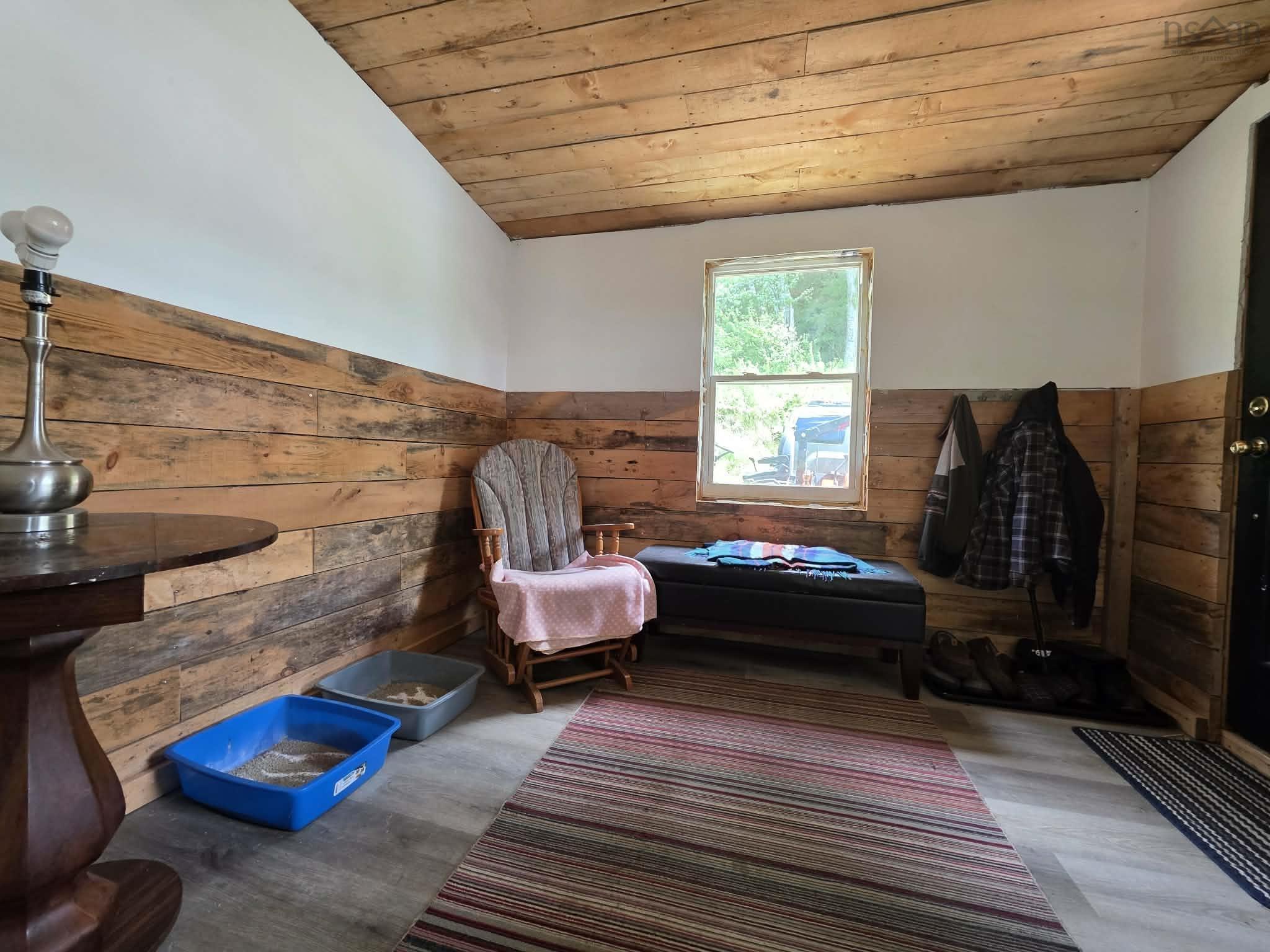 $219,000.00: 1744 Highway 336, Dean