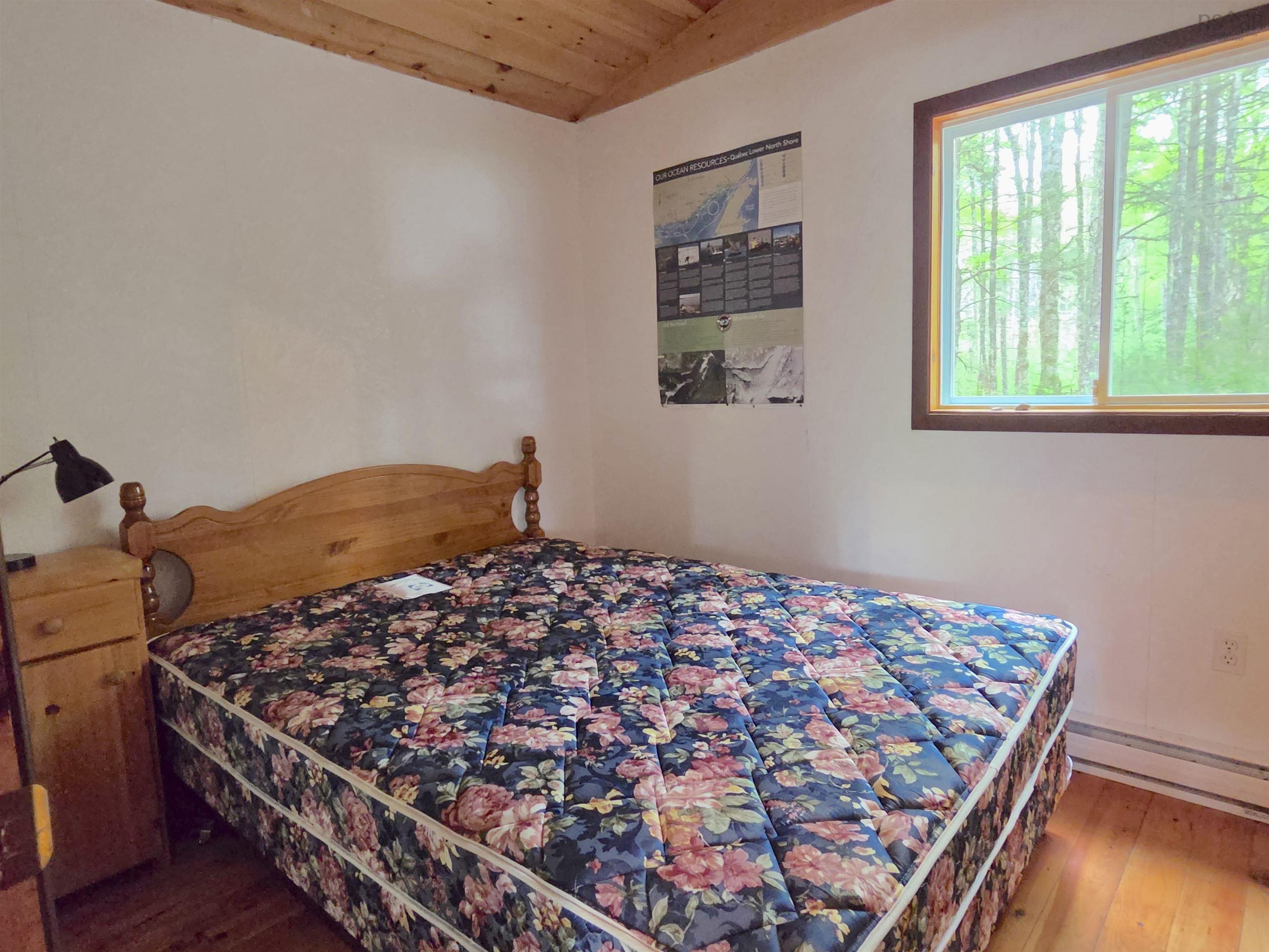 $400,000.00: 90 Pipe Cove Drive, Greenfield