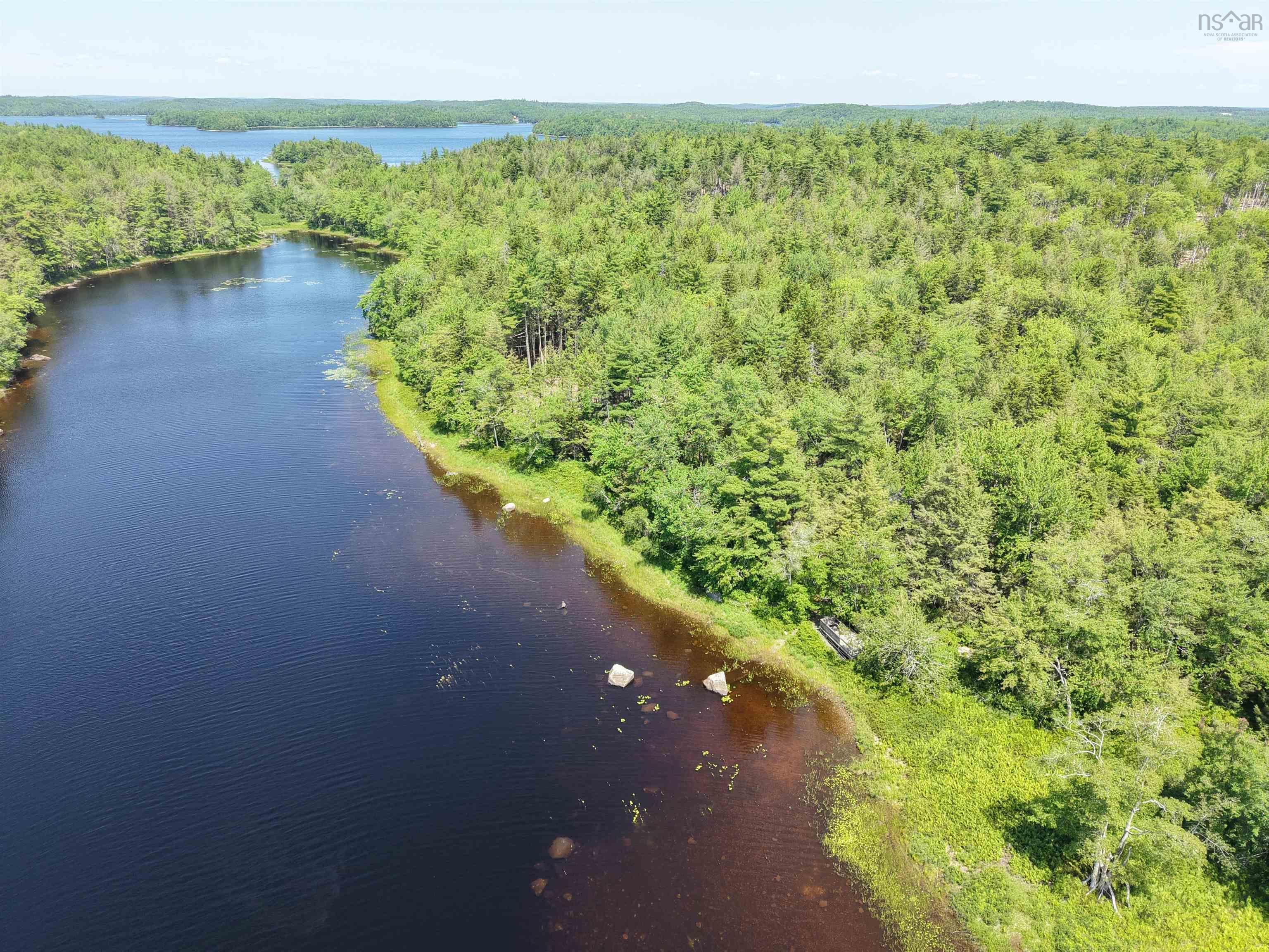 $400,000.00: 90 Pipe Cove Drive, Greenfield