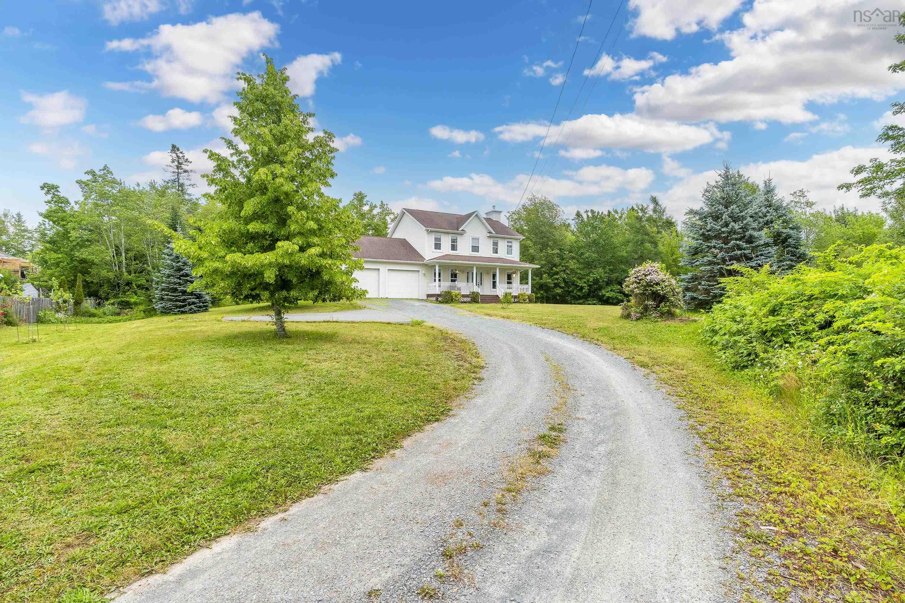 $649,900.00: 72 Elmwood Drive, Elmsdale