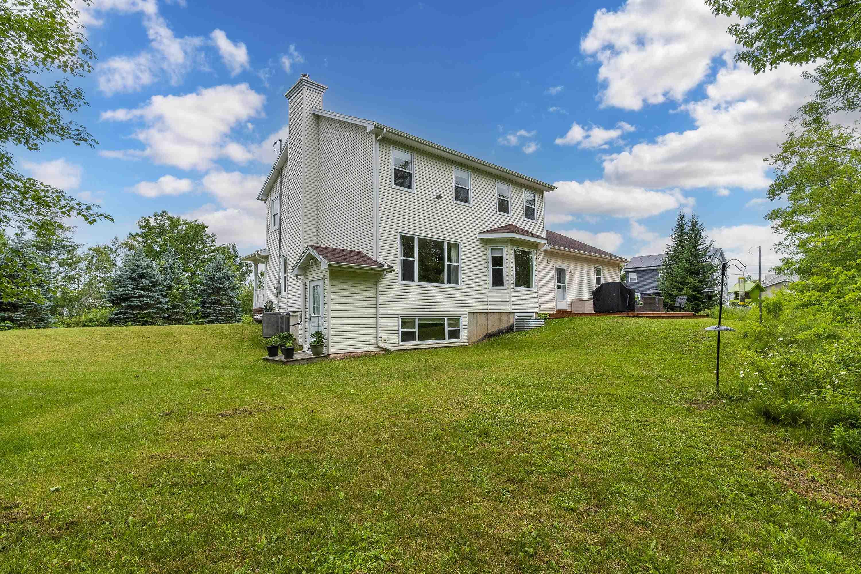 $649,900.00: 72 Elmwood Drive, Elmsdale