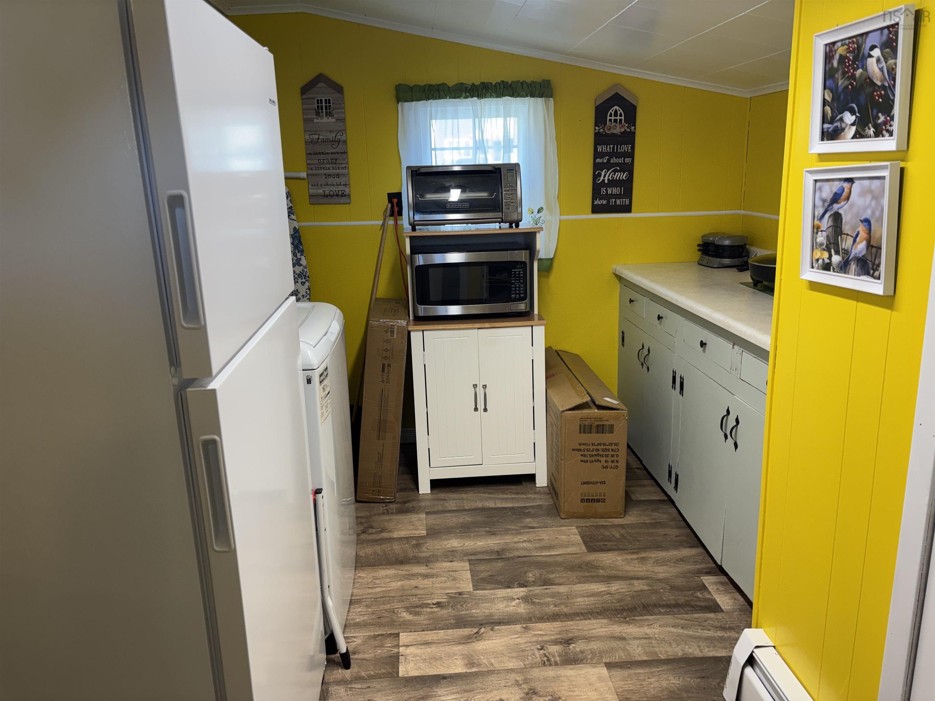 $142,500.00: 21 Clifford St., North Sydney