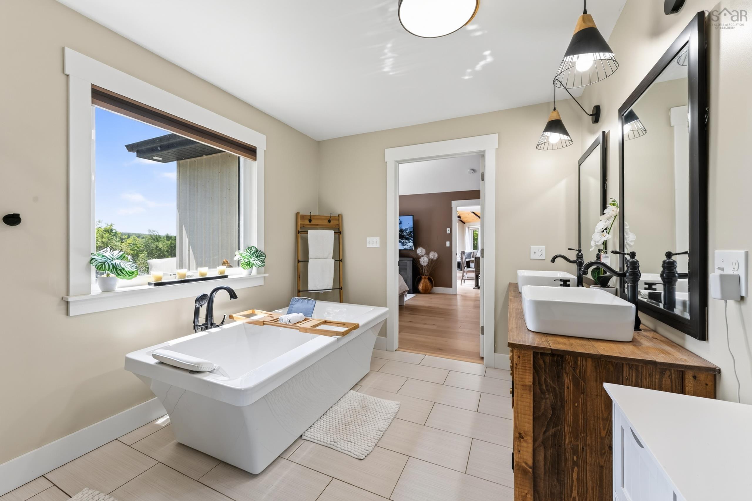 $999,998.00: 188 Sheiling Drive, Marion Bridge