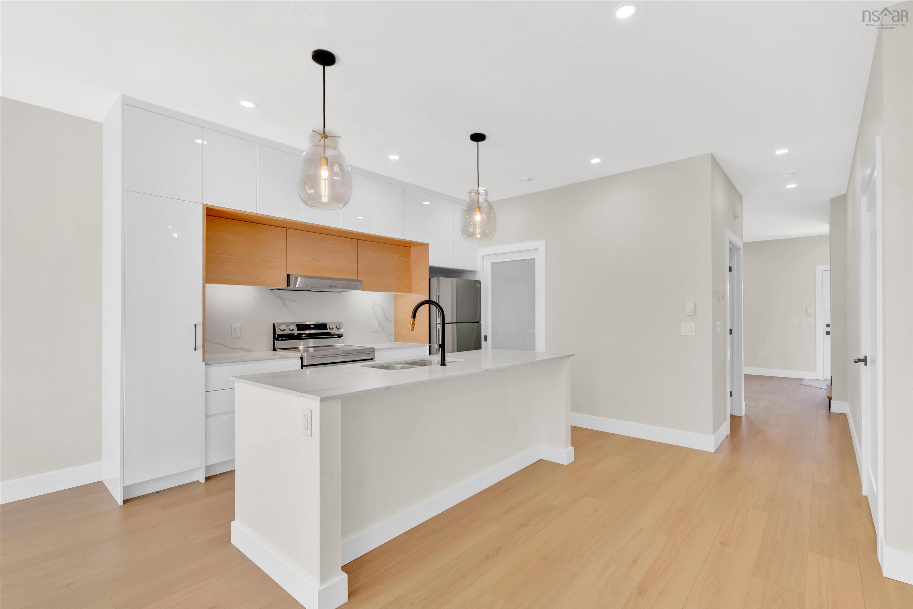$709,900.00: 27A 196 Honeygold Drive, Halifax