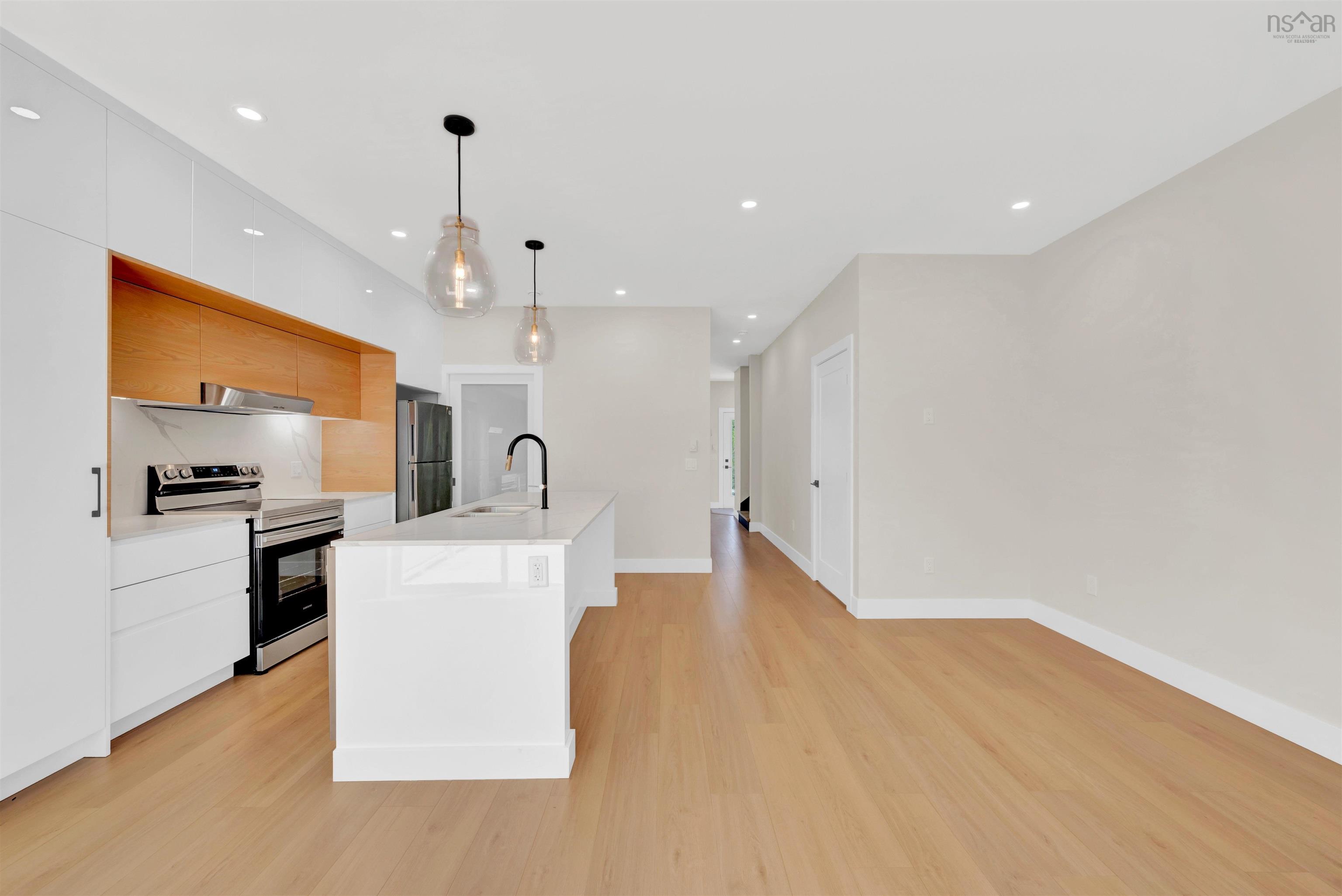 $709,900.00: 27A 196 Honeygold Drive, Halifax