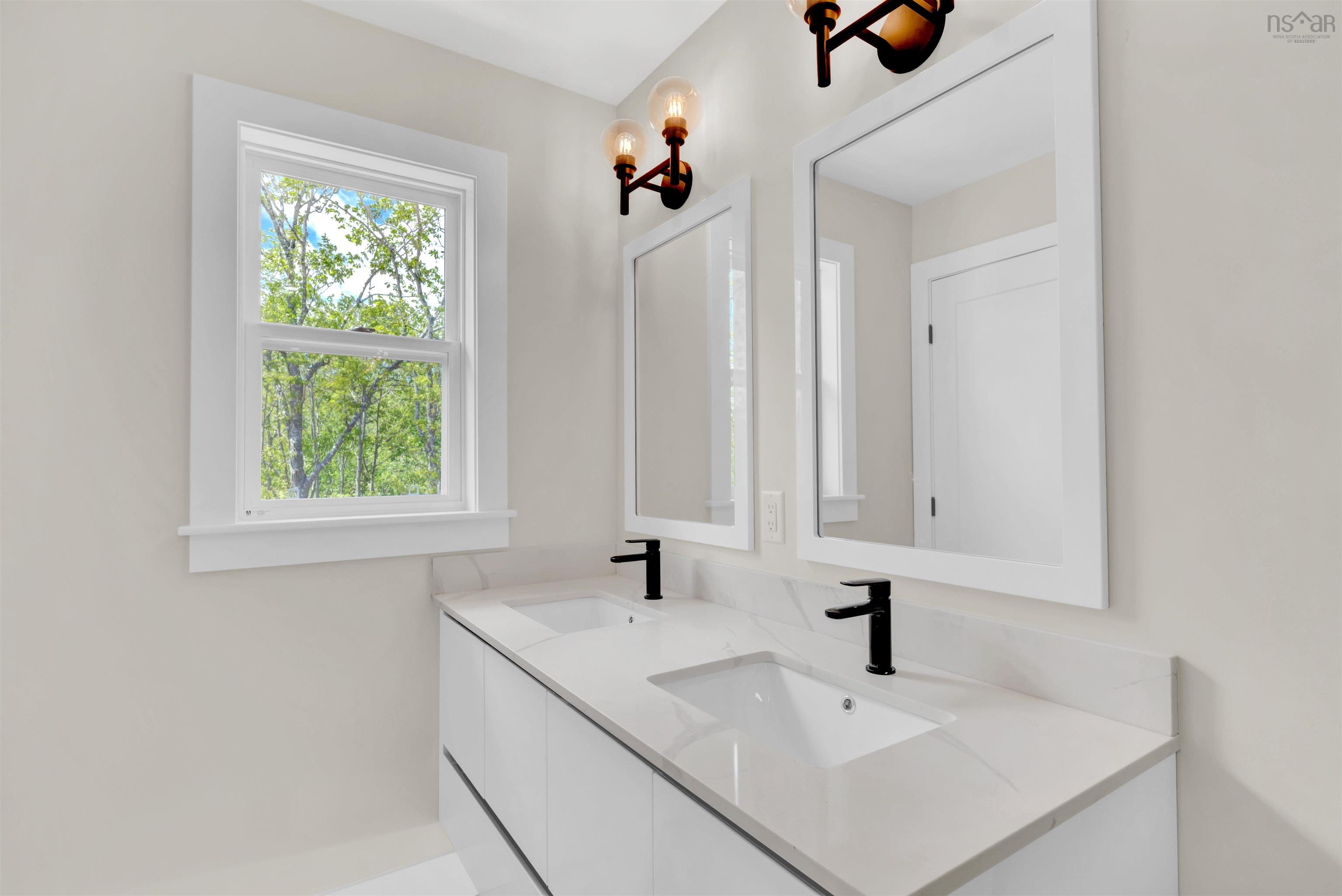 $709,900.00: 27A 196 Honeygold Drive, Halifax