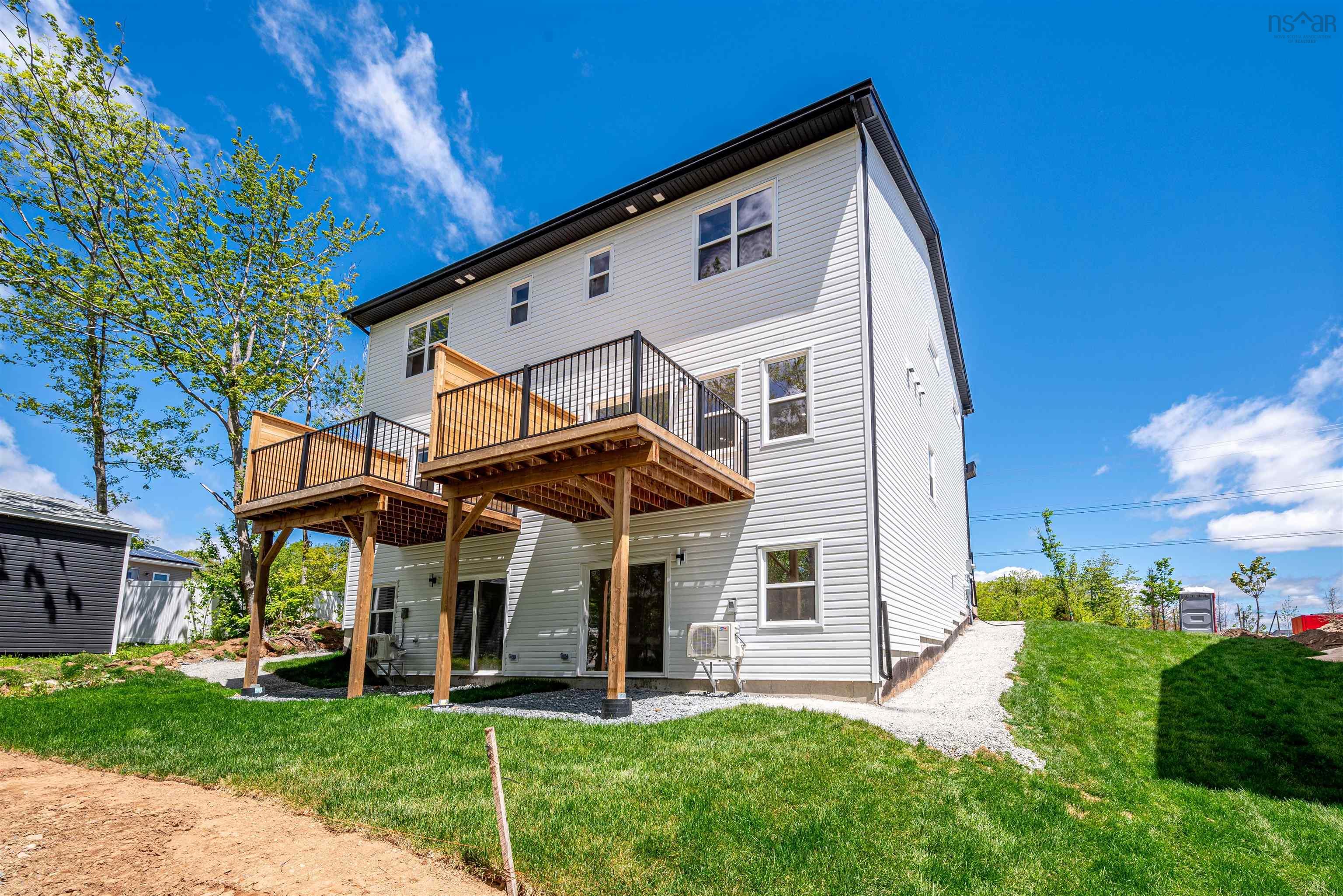 $709,900.00: 27A 196 Honeygold Drive, Halifax