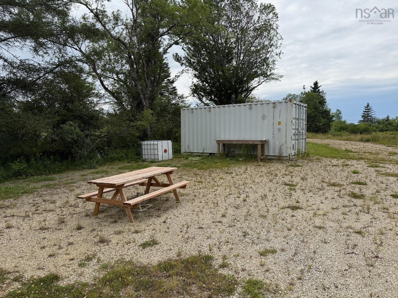 $99,500.00: 4620 340 Highway, Carleton