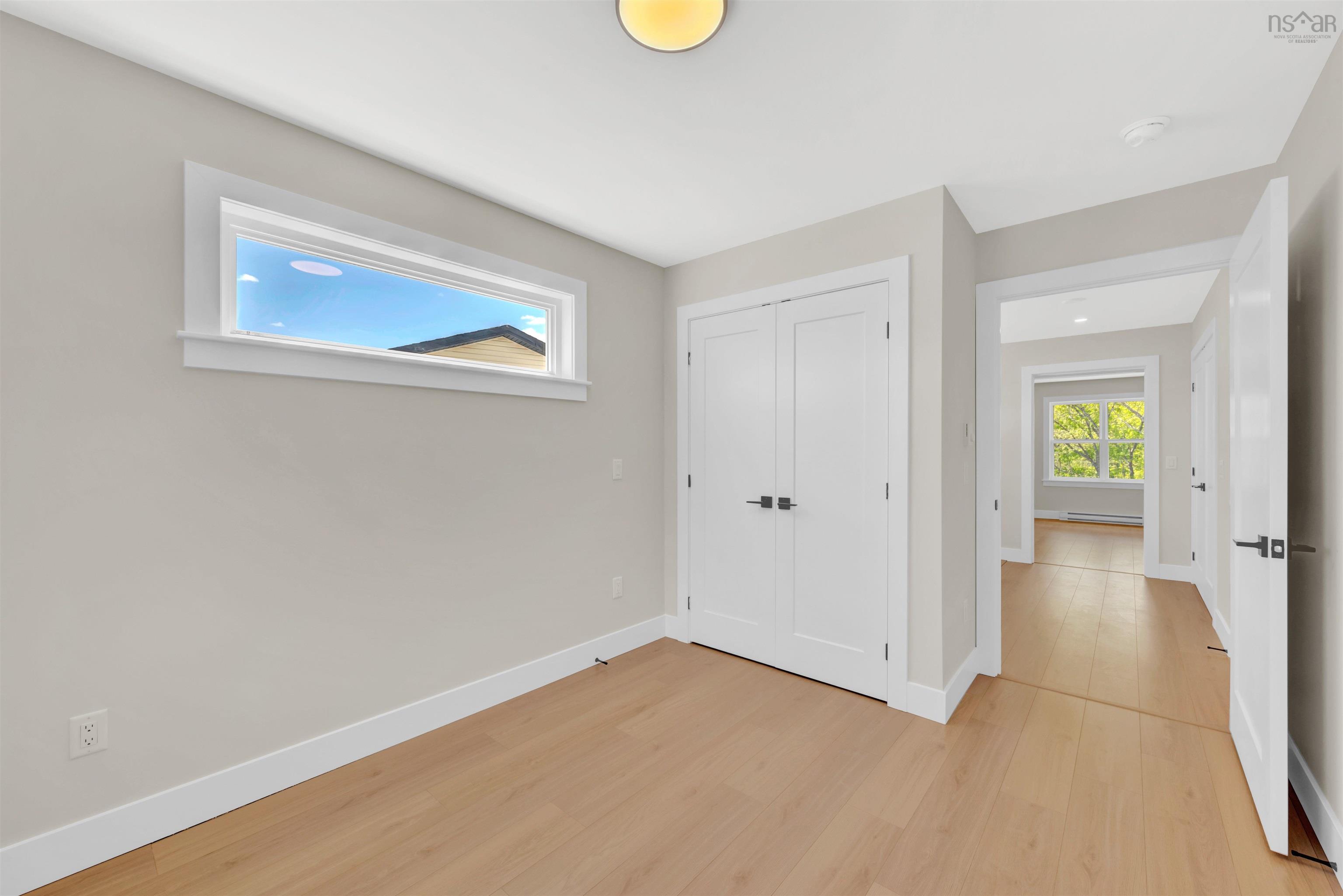 $709,900.00: 28A 202 Honeygold Drive, Halifax