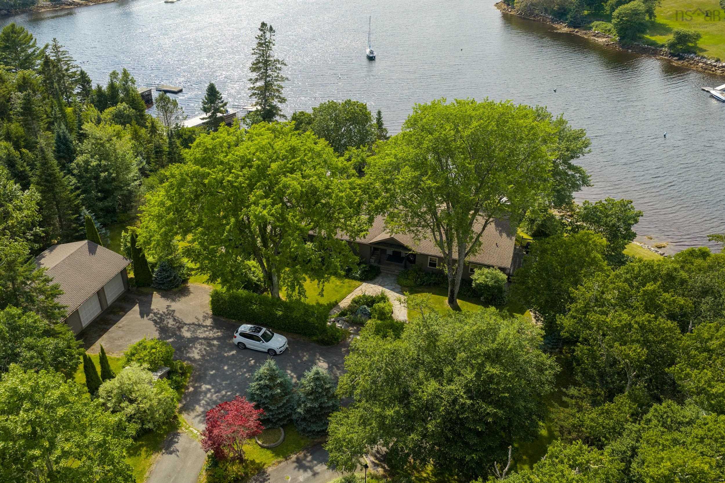 10680 Peggys Cove Road, Glen Margaret, NS (MLS 202618269)