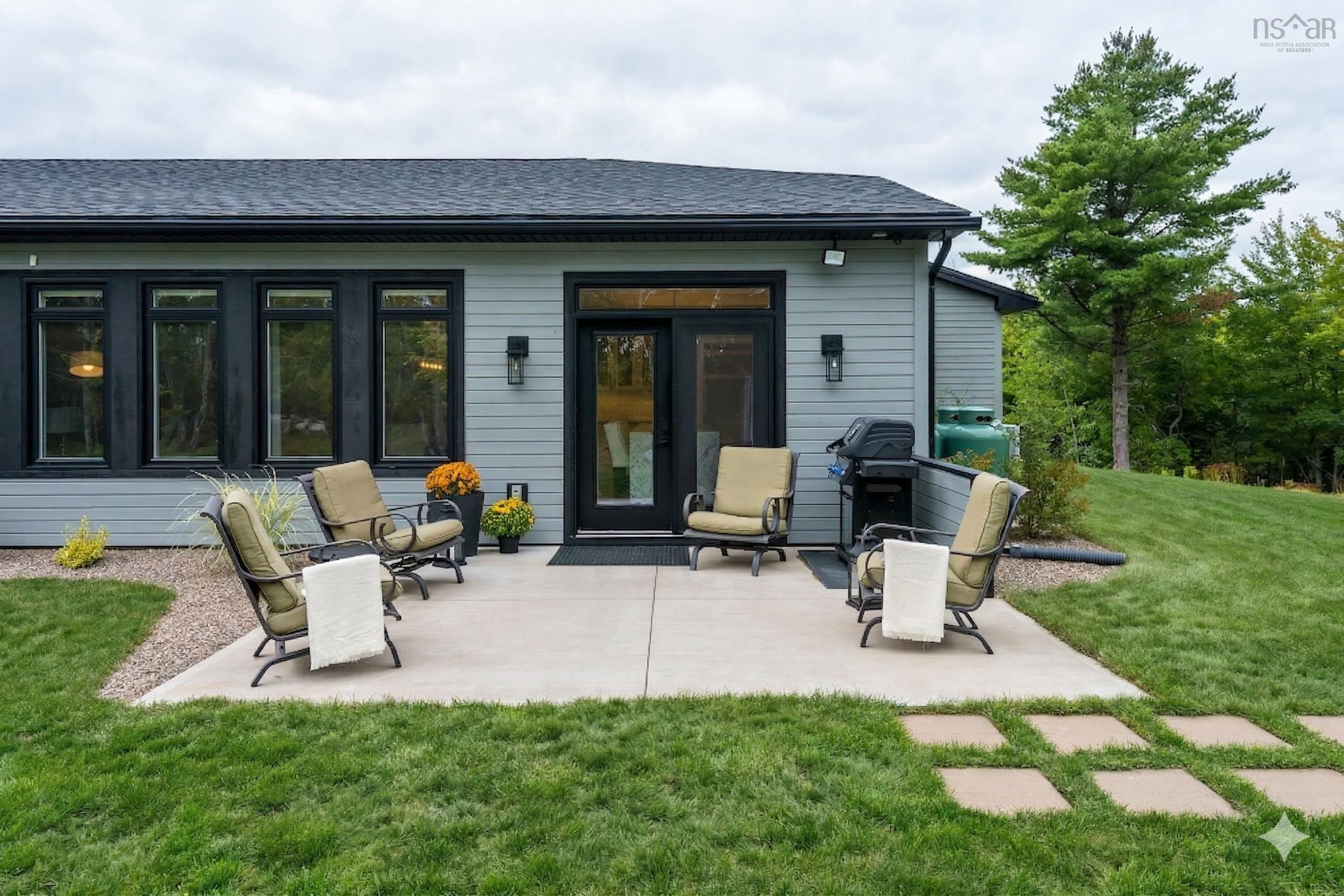 10 Hawkins Drive, Hubley, NS (MLS 202618276)