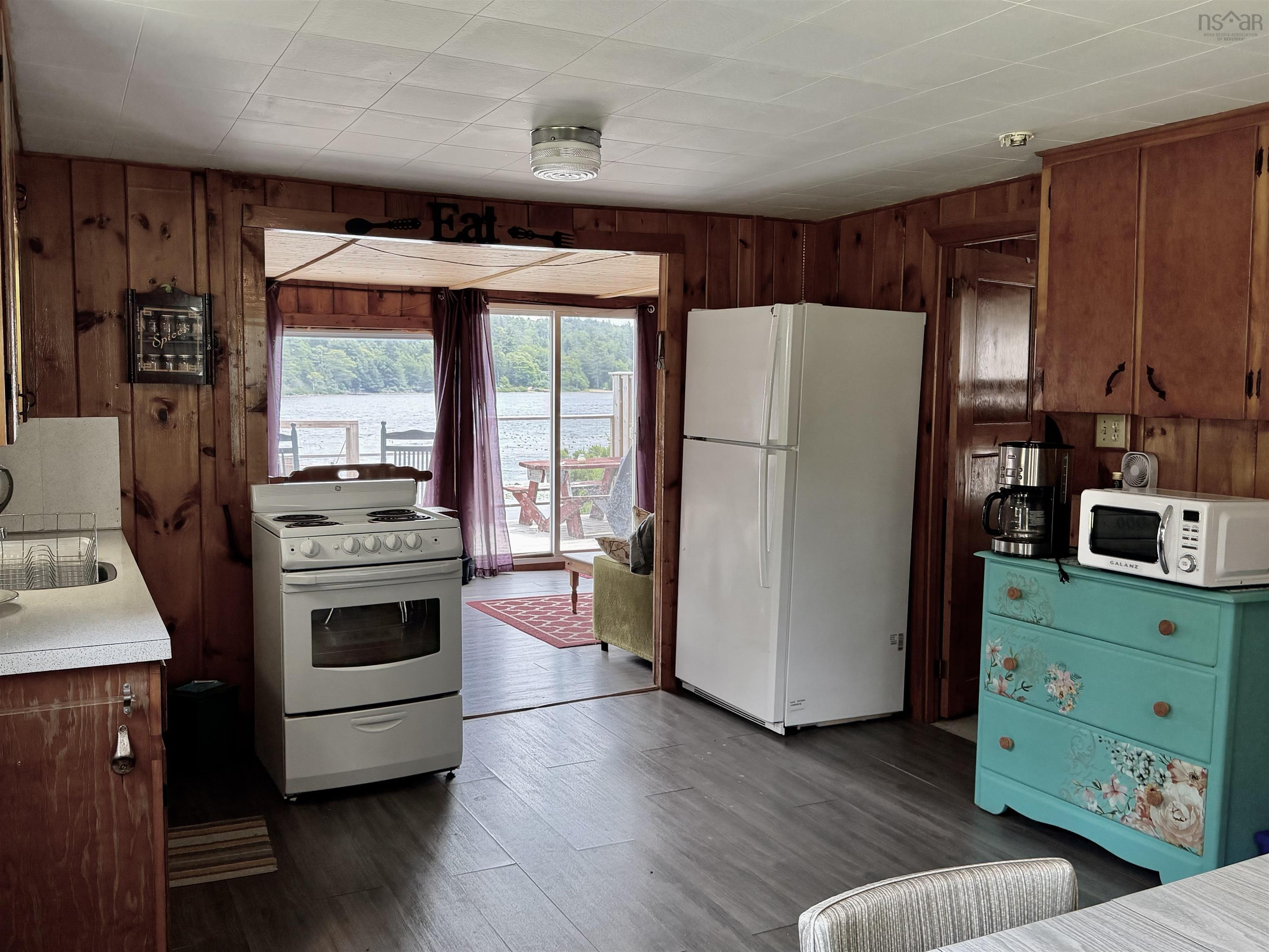 $259,900.00: 656 Milbury Lake Road, Youngs Cove