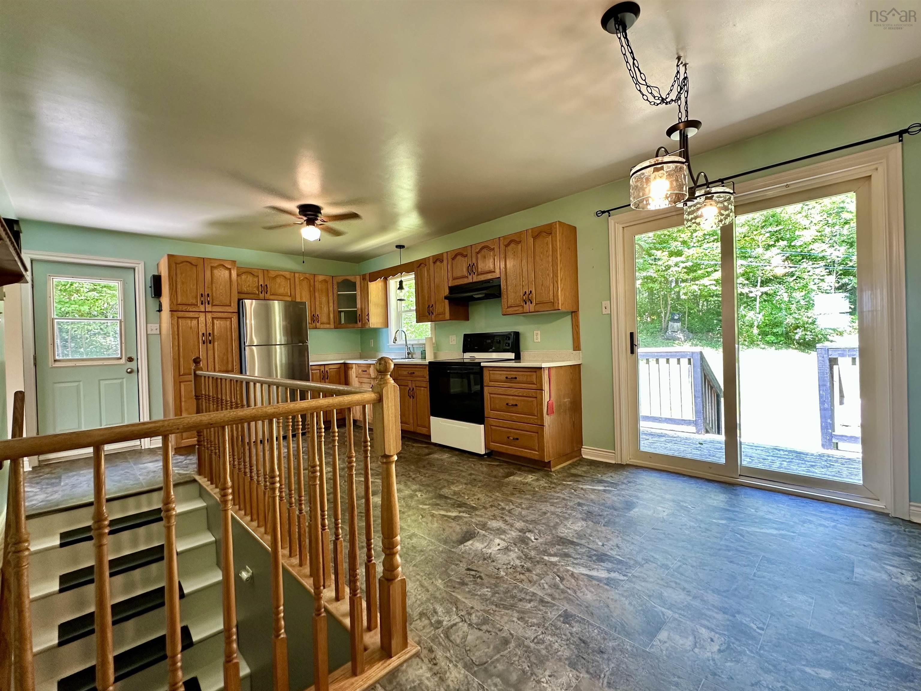 $319,900.00: 4819 Scotsburn Road, Hardwood Hill