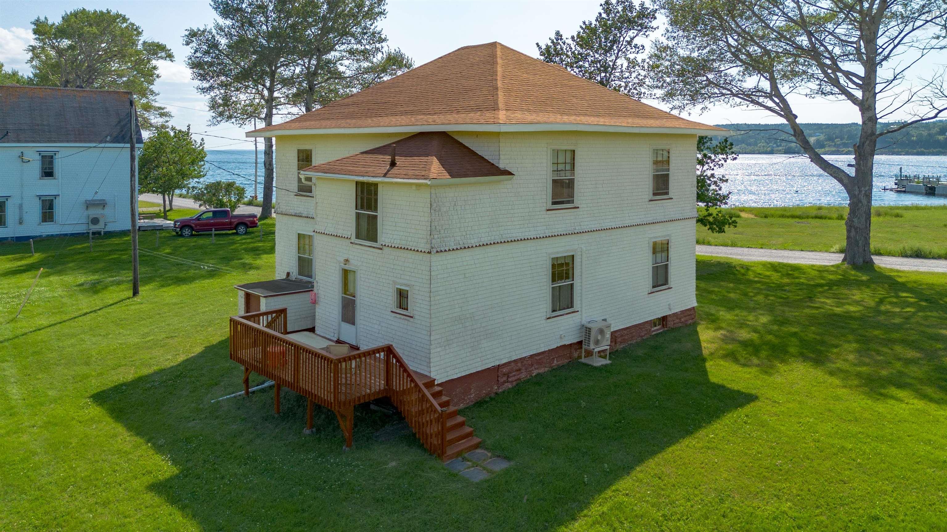 $479,000.00: 1 Derby Point Road, Grand Narrows