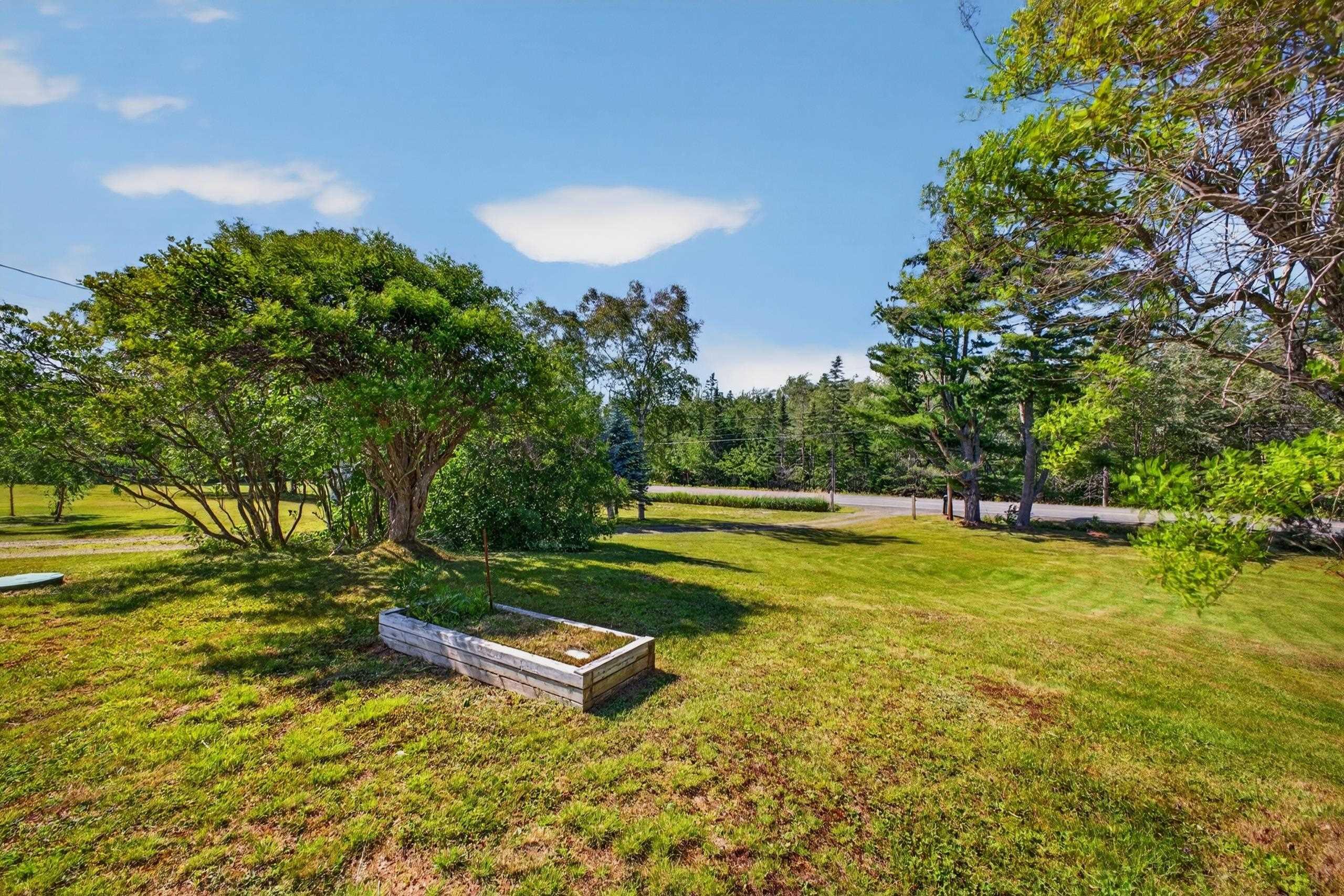 $299,500.00: 5328 Hwy 2 Highway, Bass River