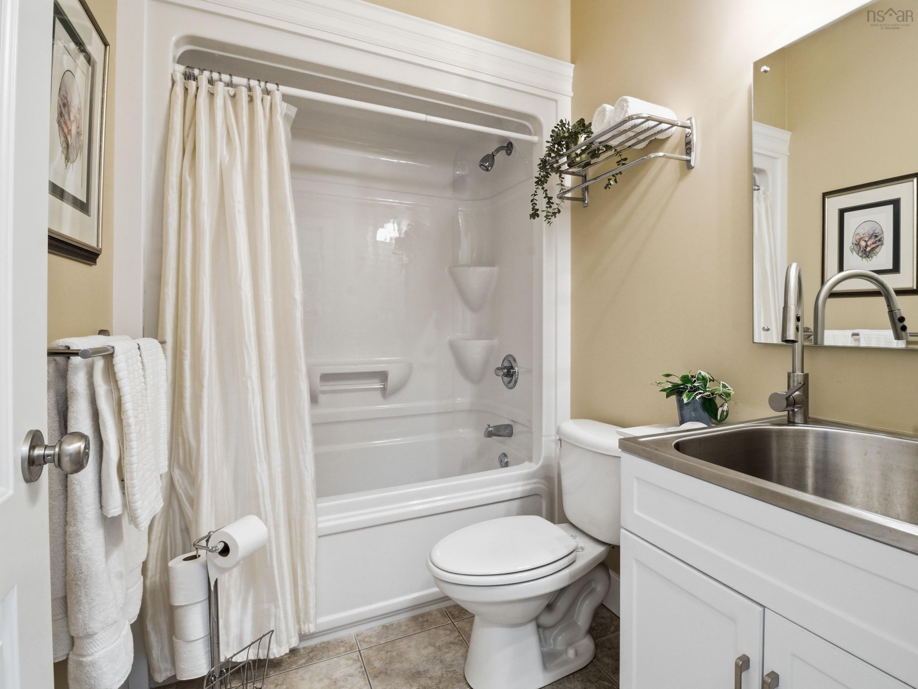 42 Kirkwood Court, Bedford South, NS (MLS 202618380)
