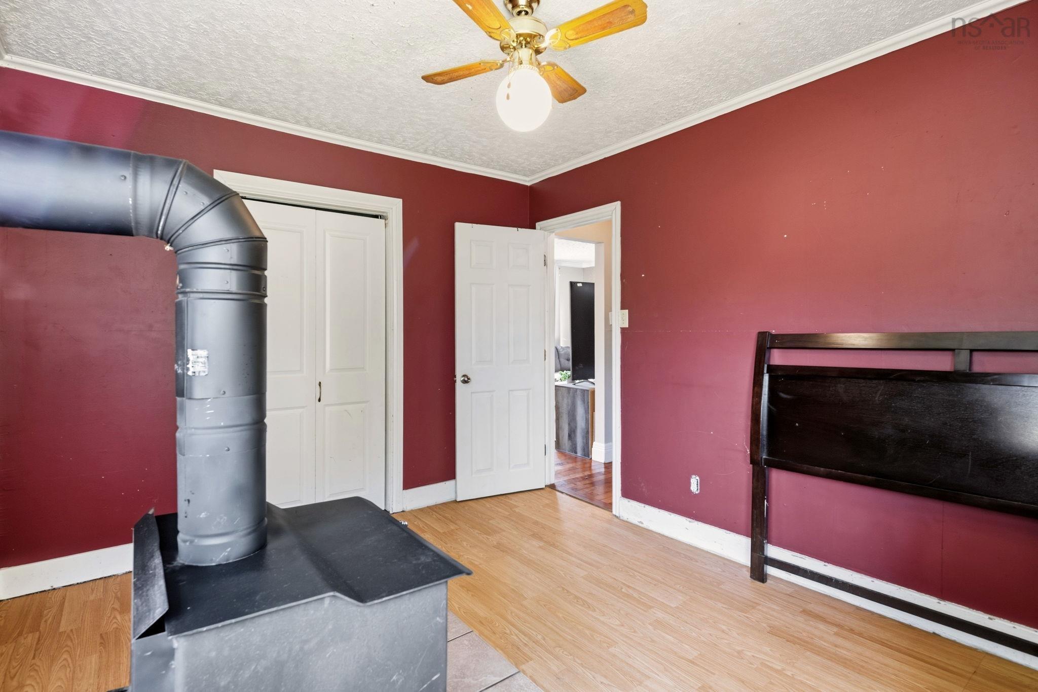 75 Courtney Road, Dartmouth, NS (MLS 202618400)