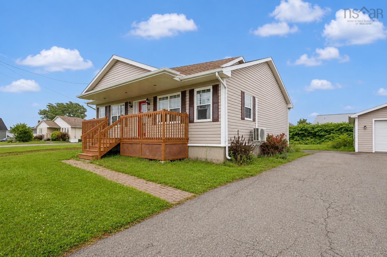 $340,000.00: 16 Water Street, Glace Bay
