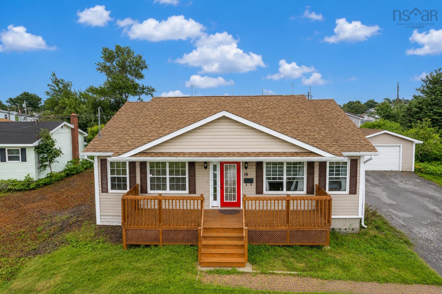 $340,000.00: 16 Water Street, Glace Bay