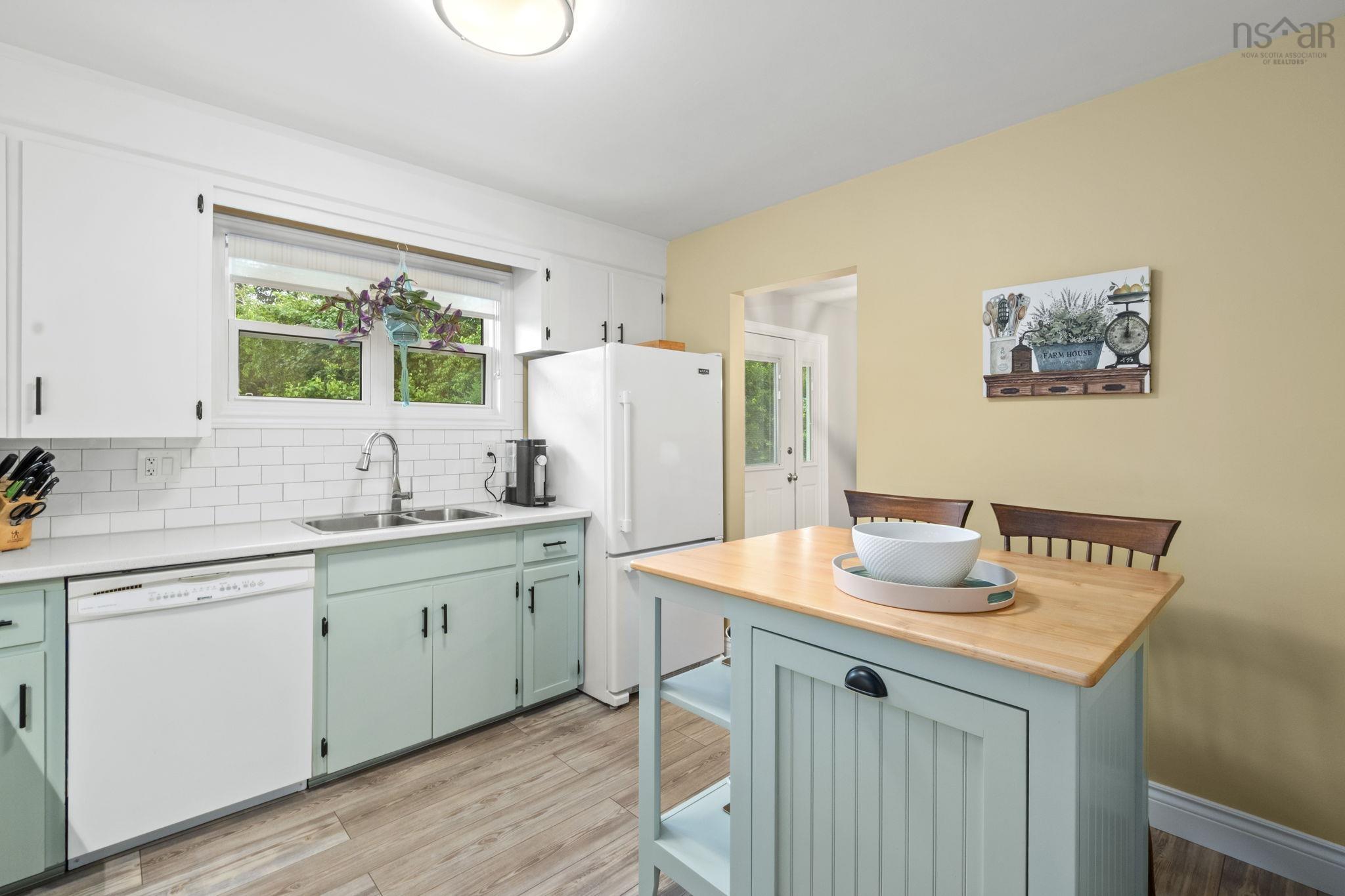 4 Meadowview Drive, Bedford, NS (MLS 202618426)