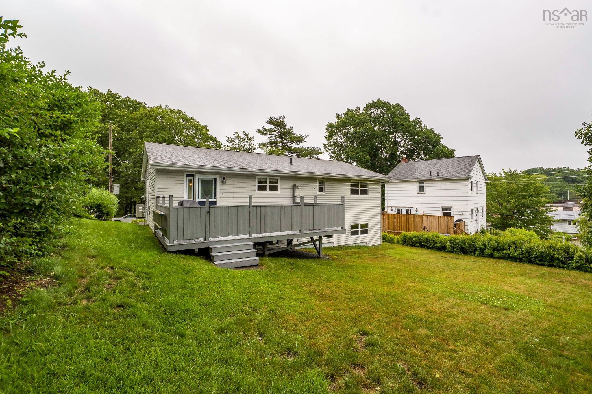 4 Meadowview Drive, Bedford, NS (MLS 202618426)