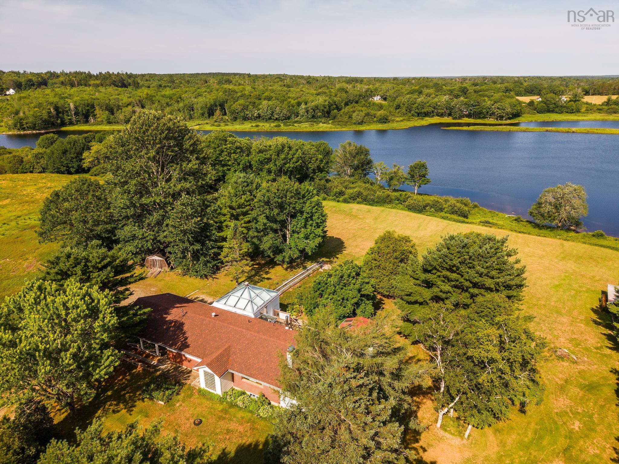 $294,000.00: 2357 Highway 203 East Kemptville, East Kemptville