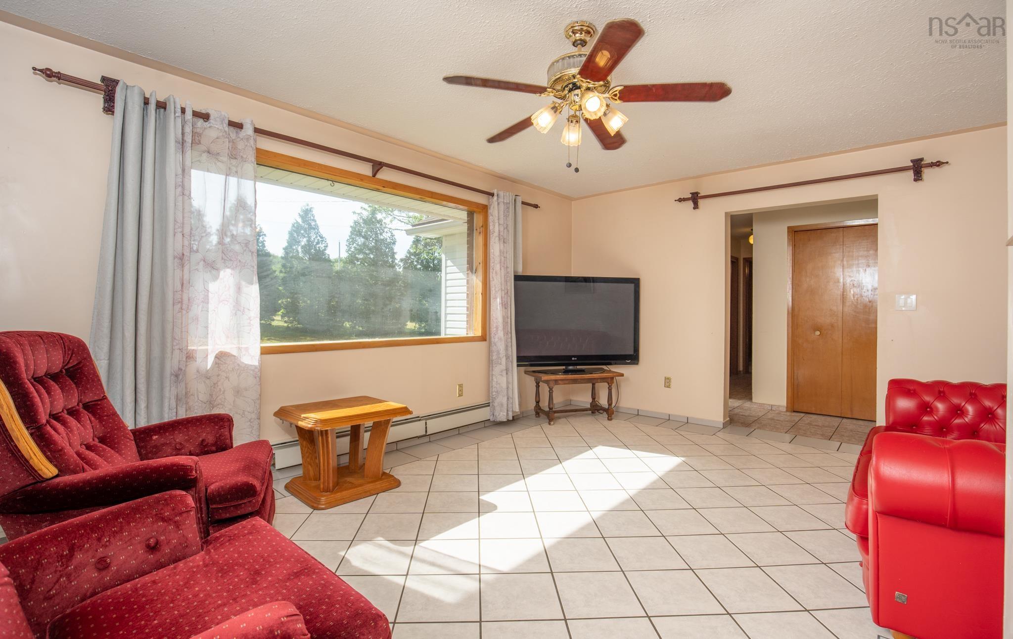 $294,000.00: 2357 Highway 203 East Kemptville, East Kemptville
