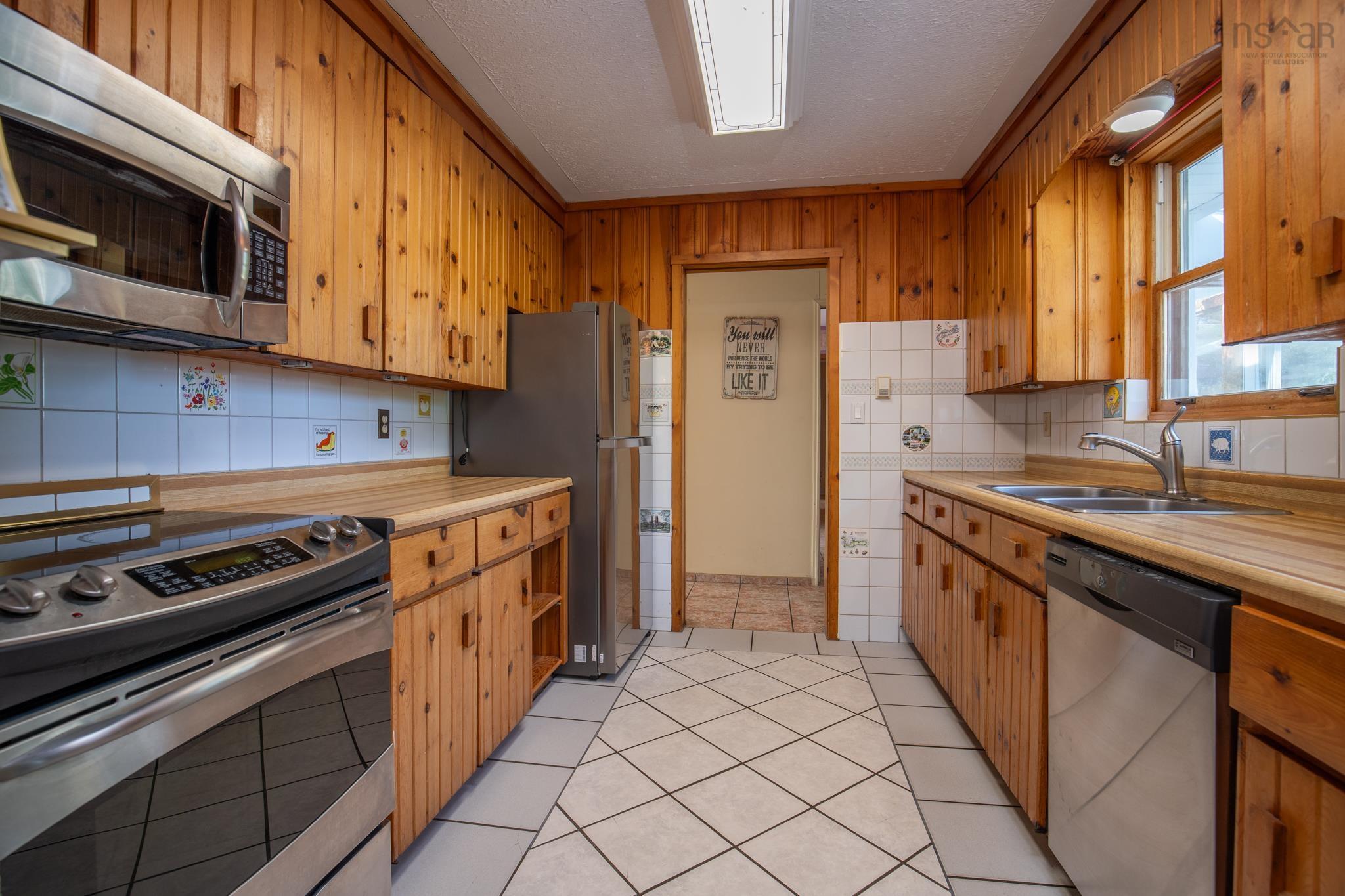 $294,000.00: 2357 Highway 203 East Kemptville, East Kemptville