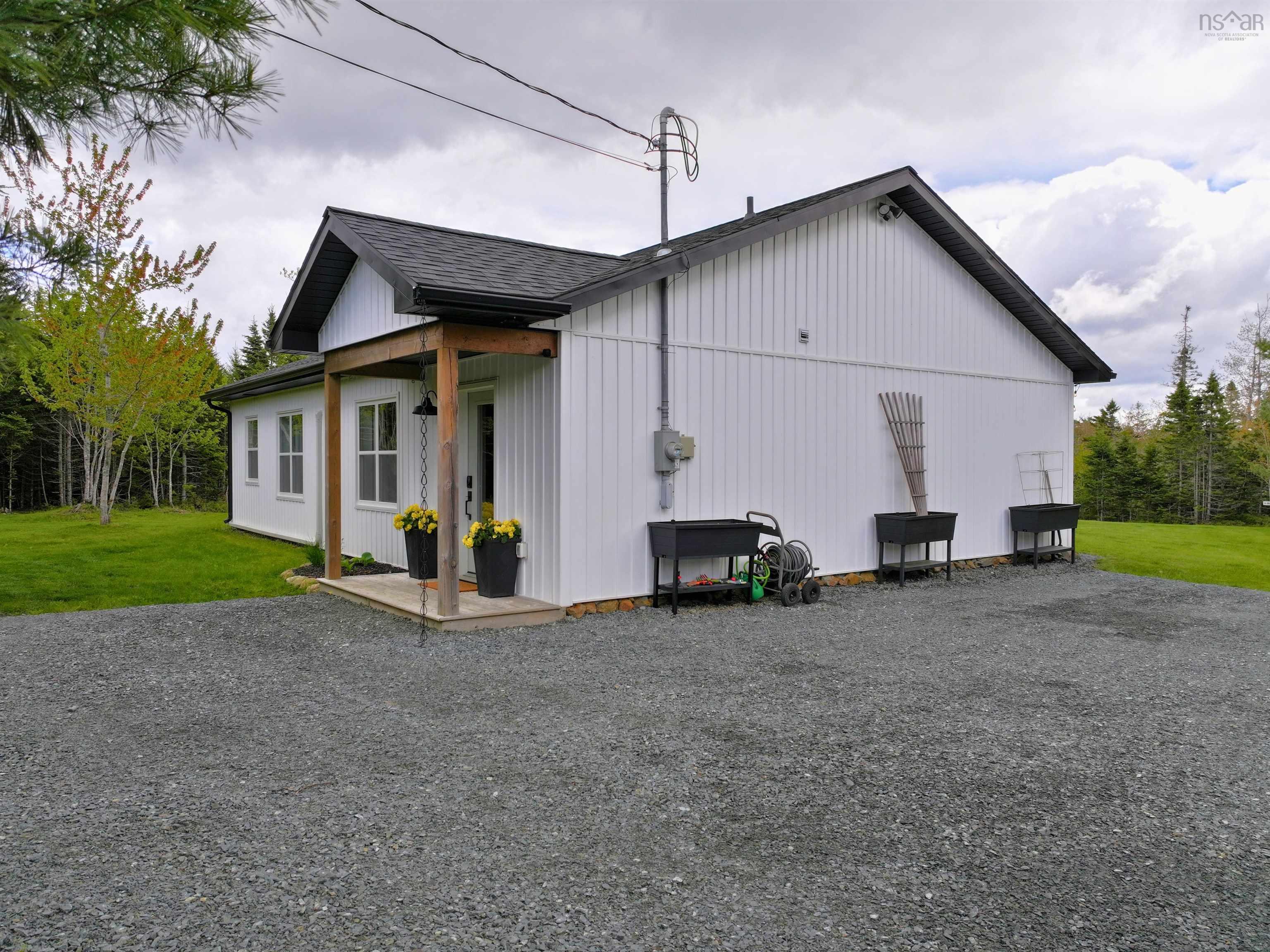 $459,900.00: 150 John Rieser Drive, Petite Rivière