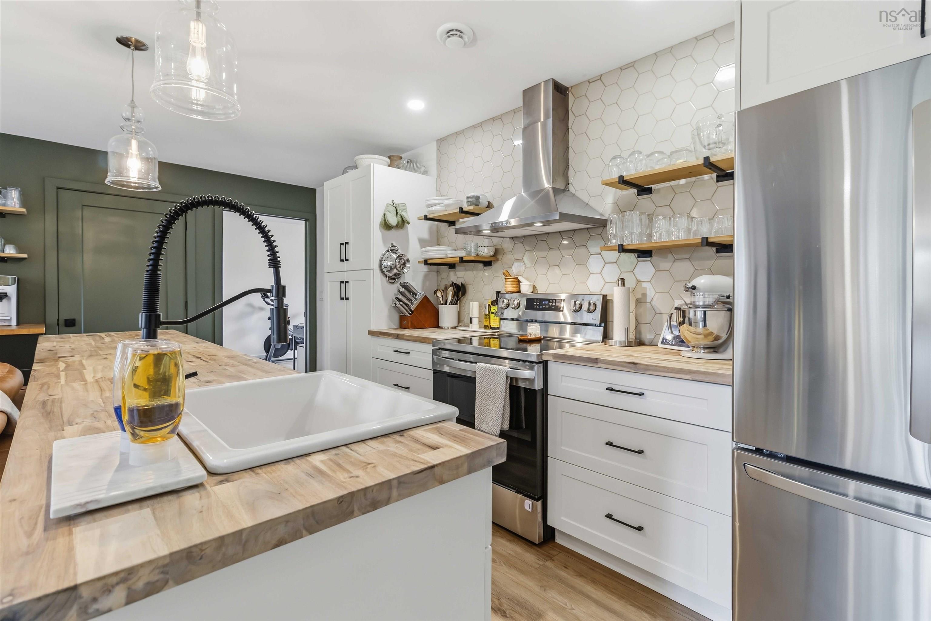 $459,900.00: 150 John Rieser Drive, Petite Rivière