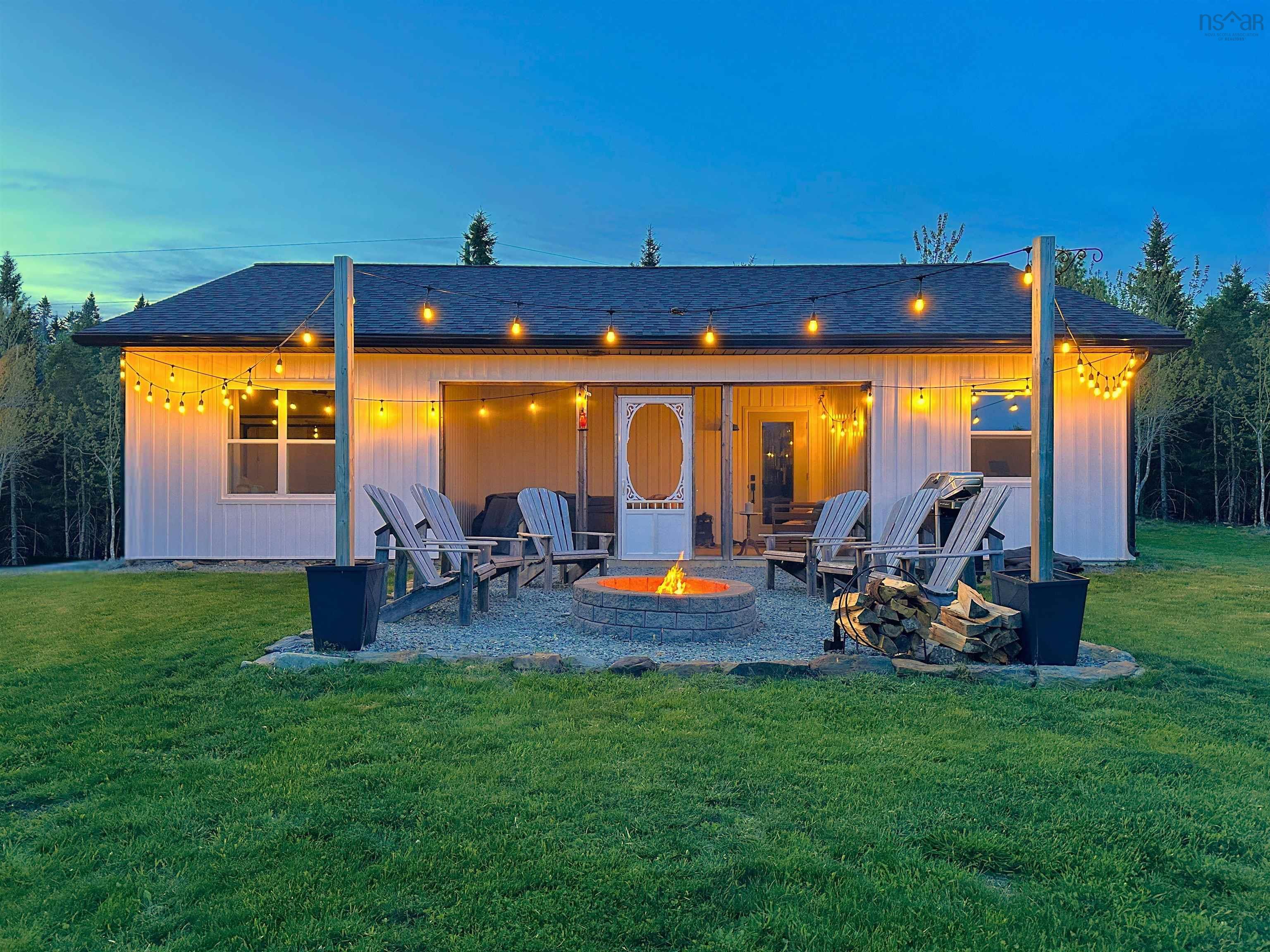 $459,900.00: 150 John Rieser Drive, Petite Rivière