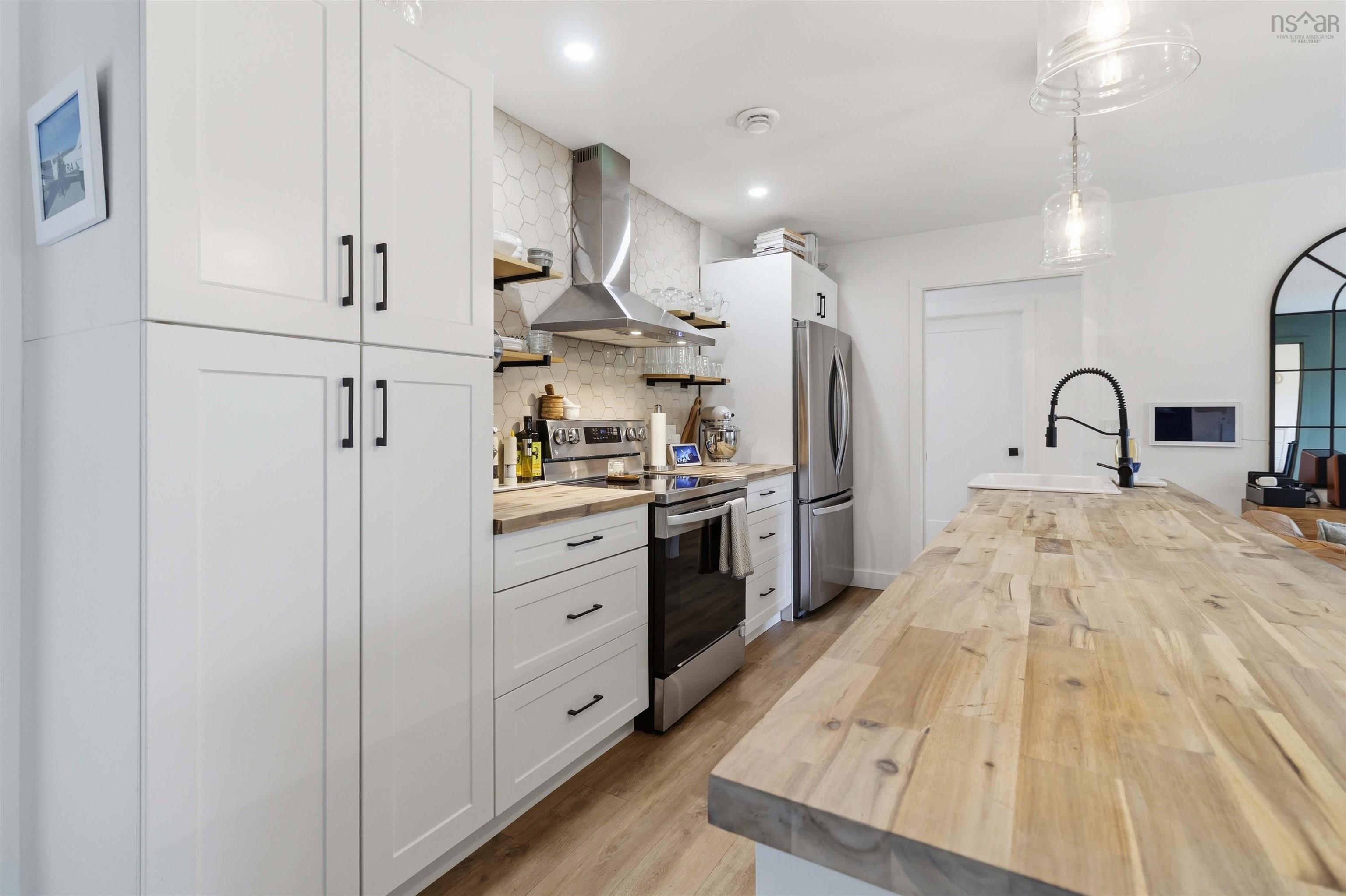 $459,900.00: 150 John Rieser Drive, Petite Rivière
