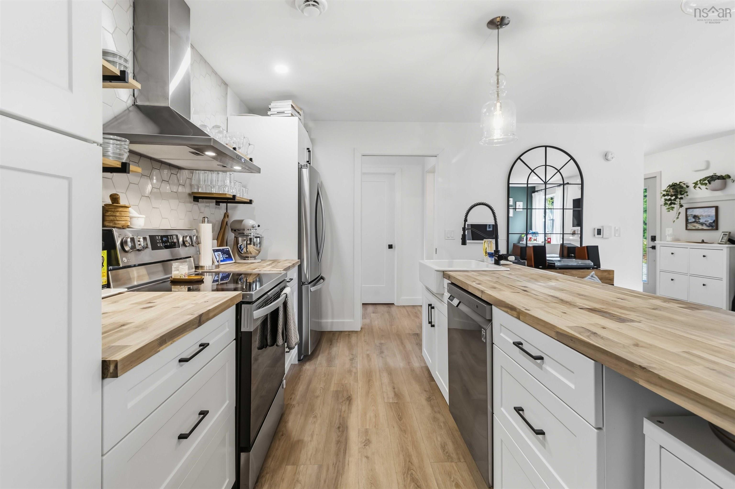 $459,900.00: 150 John Rieser Drive, Petite Rivière