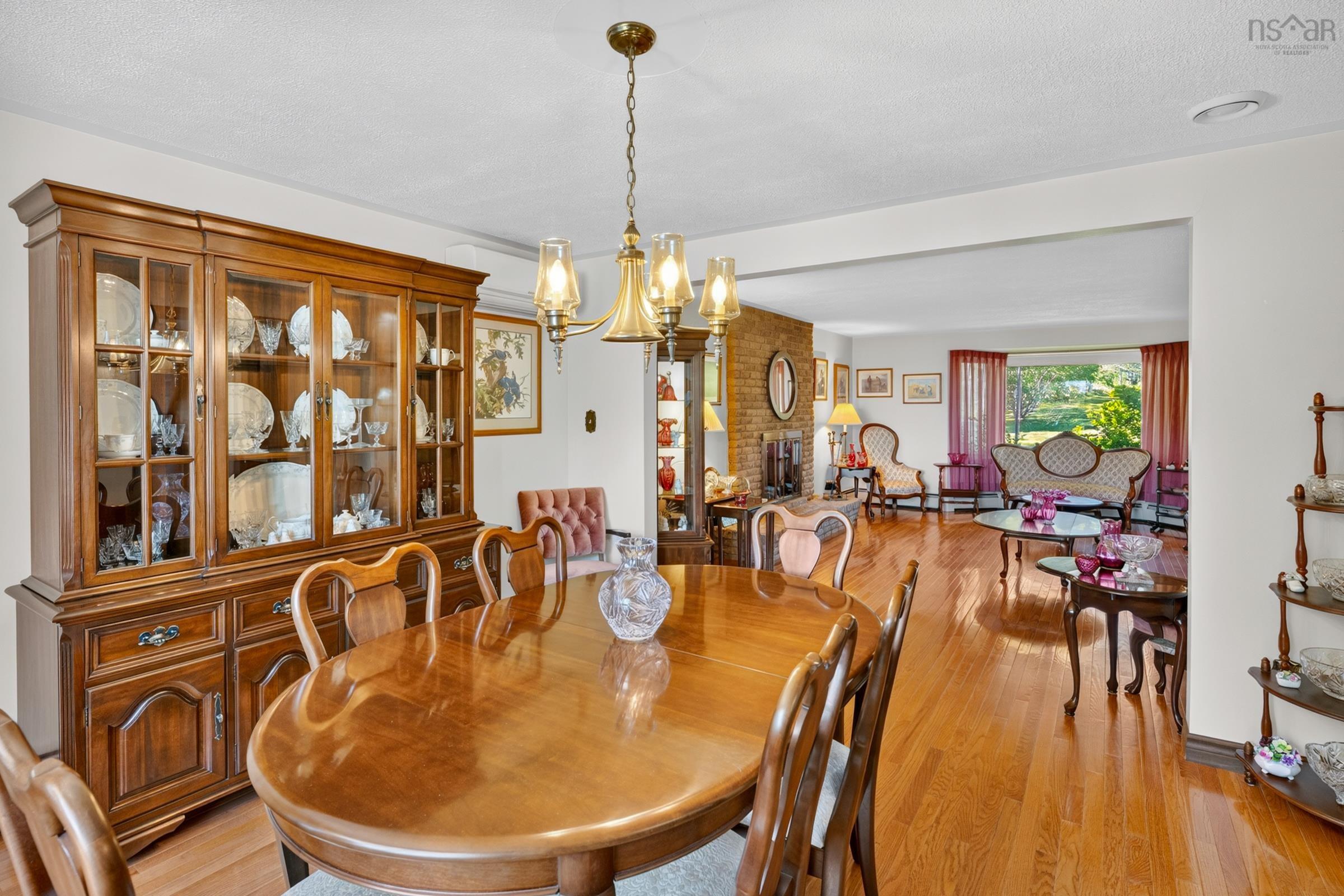 $499,900.00: 1729 Riverside Road, St. Bernard