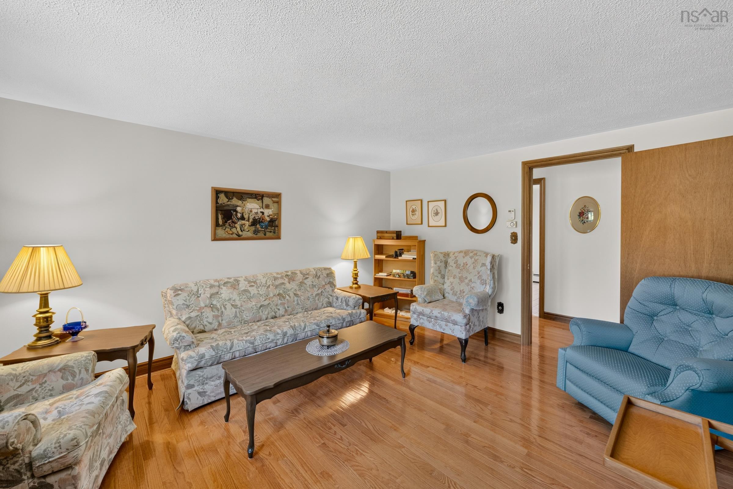 $499,900.00: 1729 Riverside Road, St. Bernard