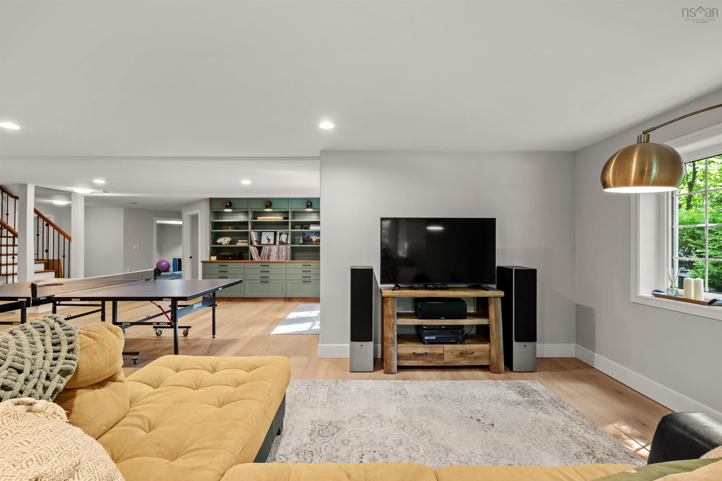 $1,275,000.00: 149 Orchard Avenue, Wolfville