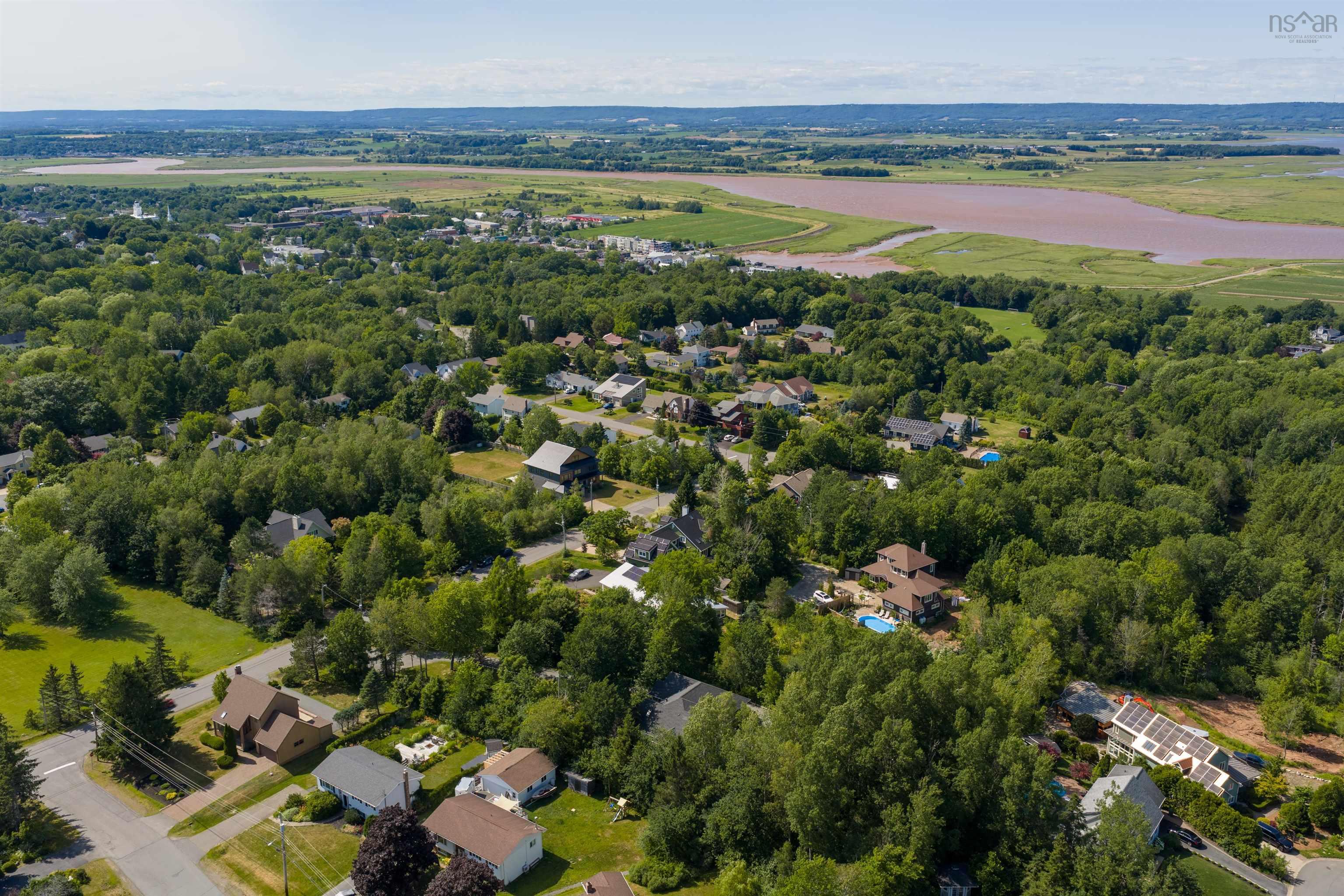 $1,275,000.00: 149 Orchard Avenue, Wolfville