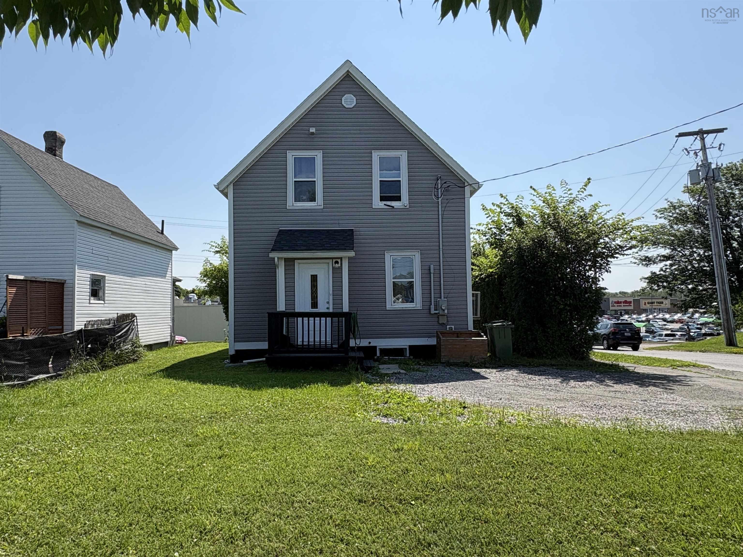 $224,900.00: 471 South Albert Street, New Glasgow