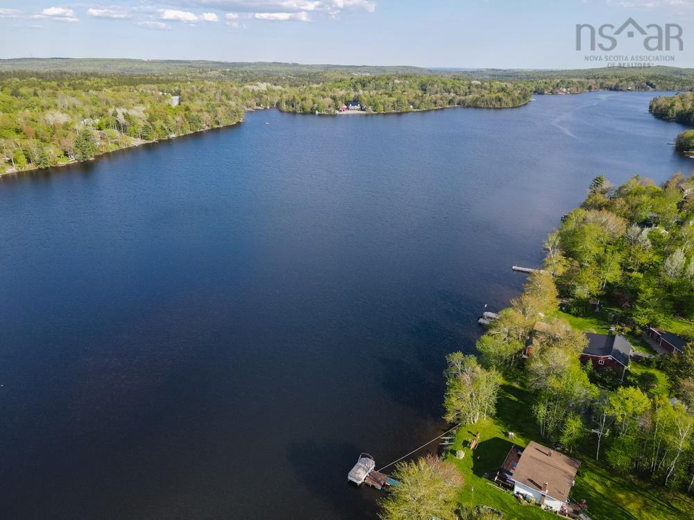 $698,500.00: 202 Lakecrest Drive, Mount Uniacke