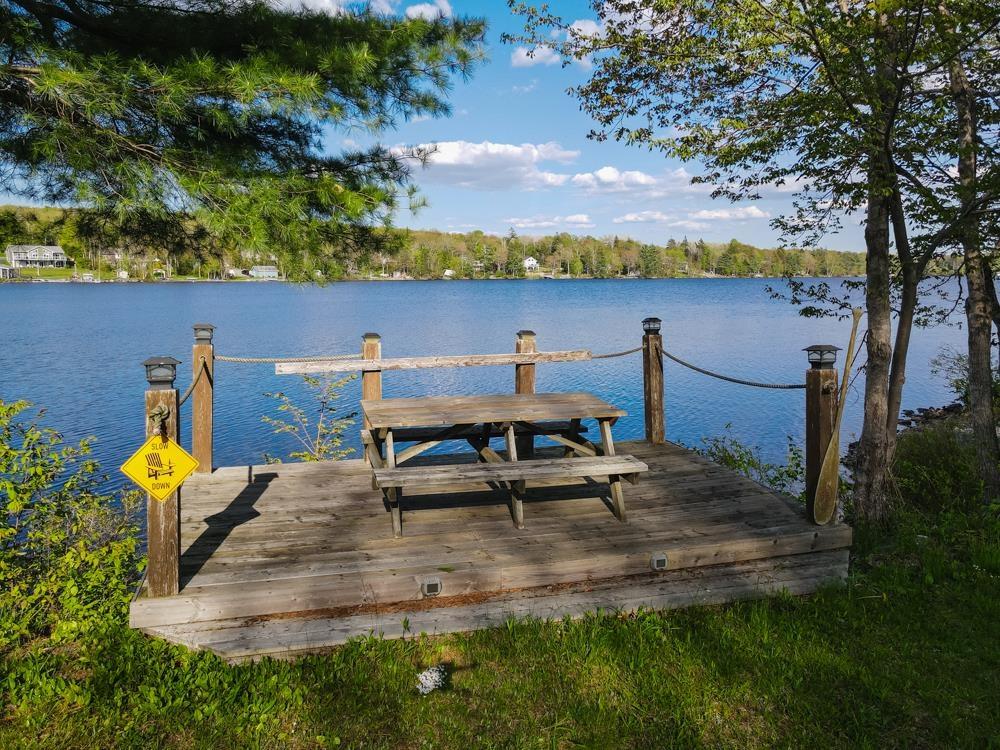 $698,500.00: 202 Lakecrest Drive, Mount Uniacke