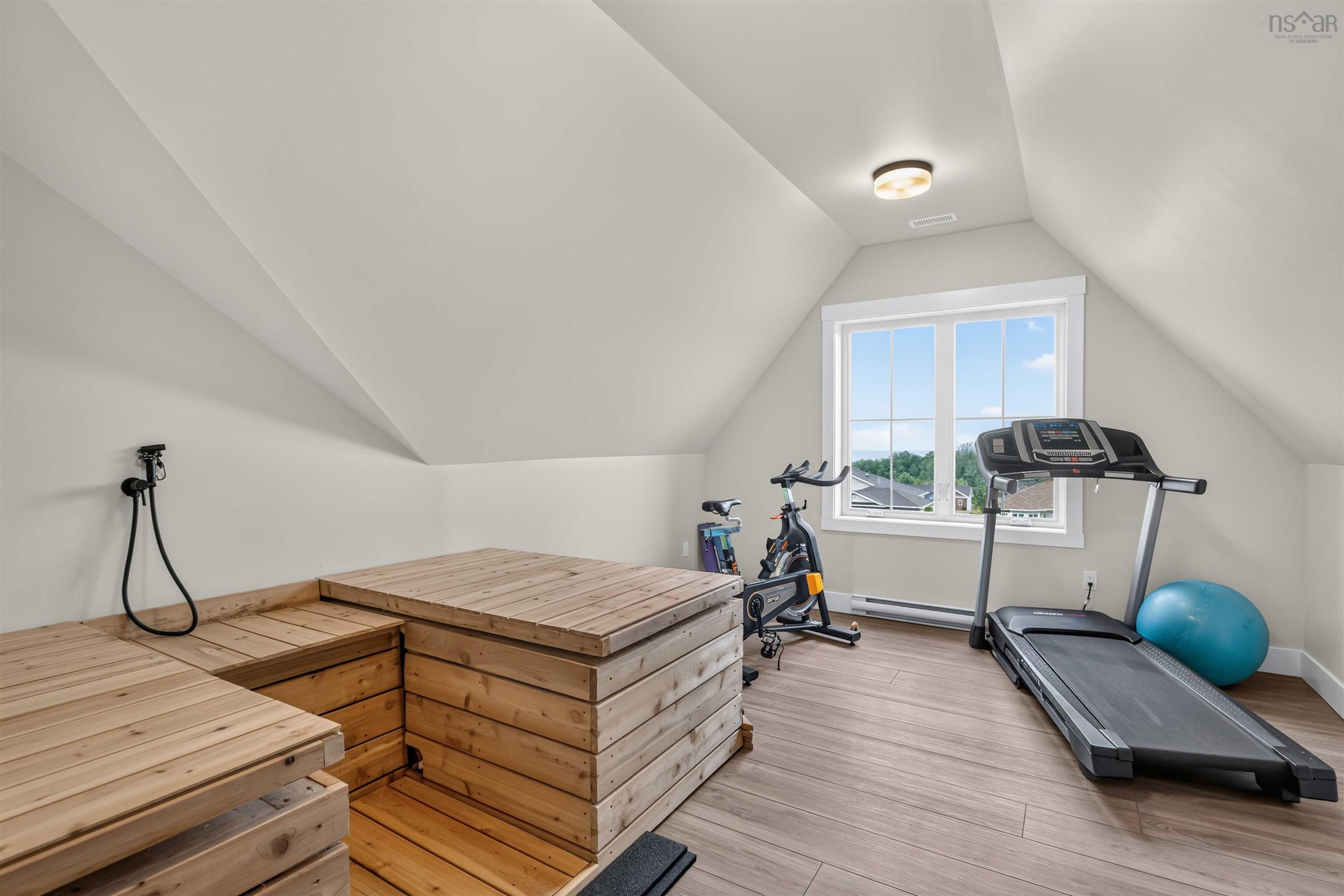 $1,425,000.00: 10 Heron Drive, Canaan