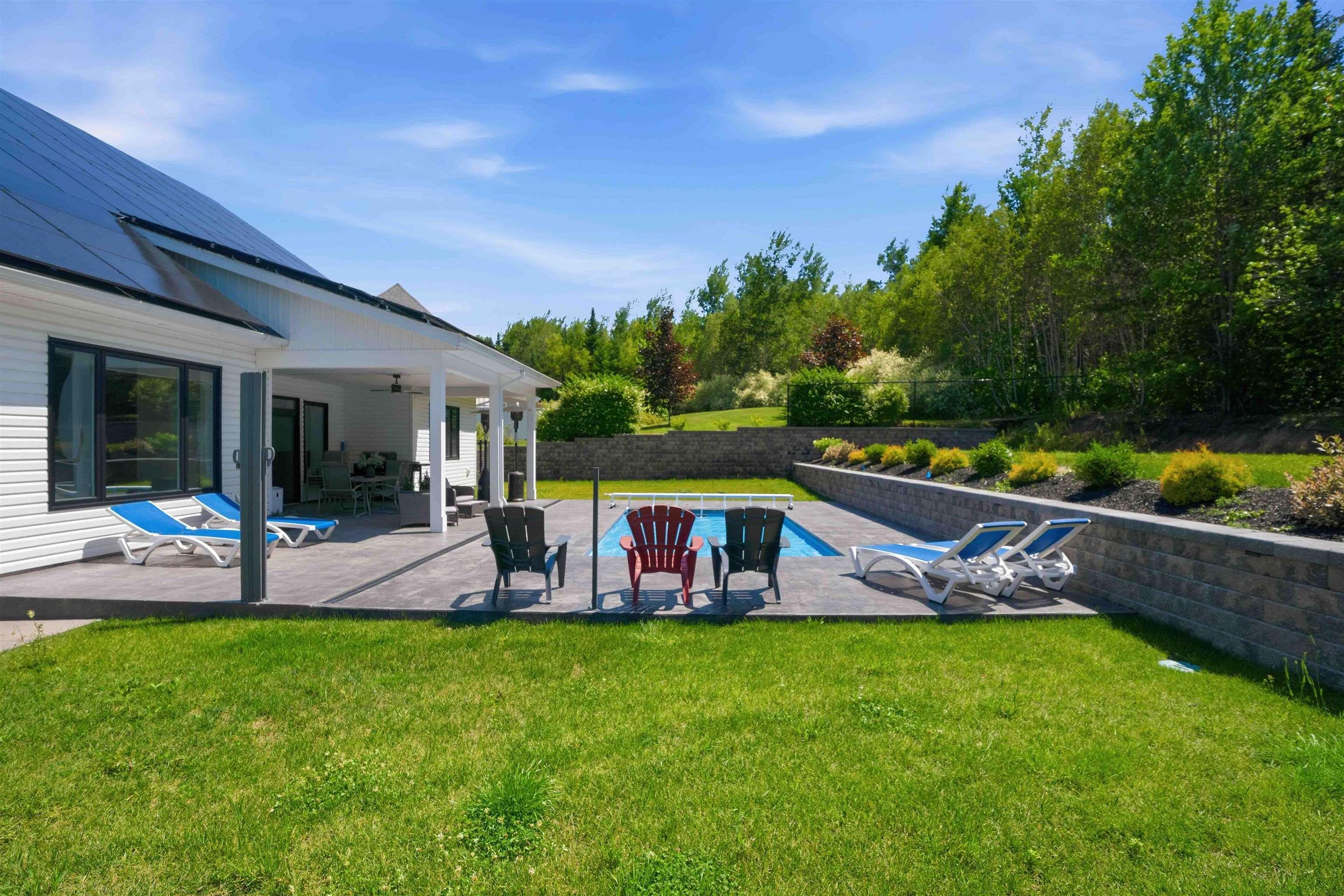 $1,425,000.00: 10 Heron Drive, Canaan