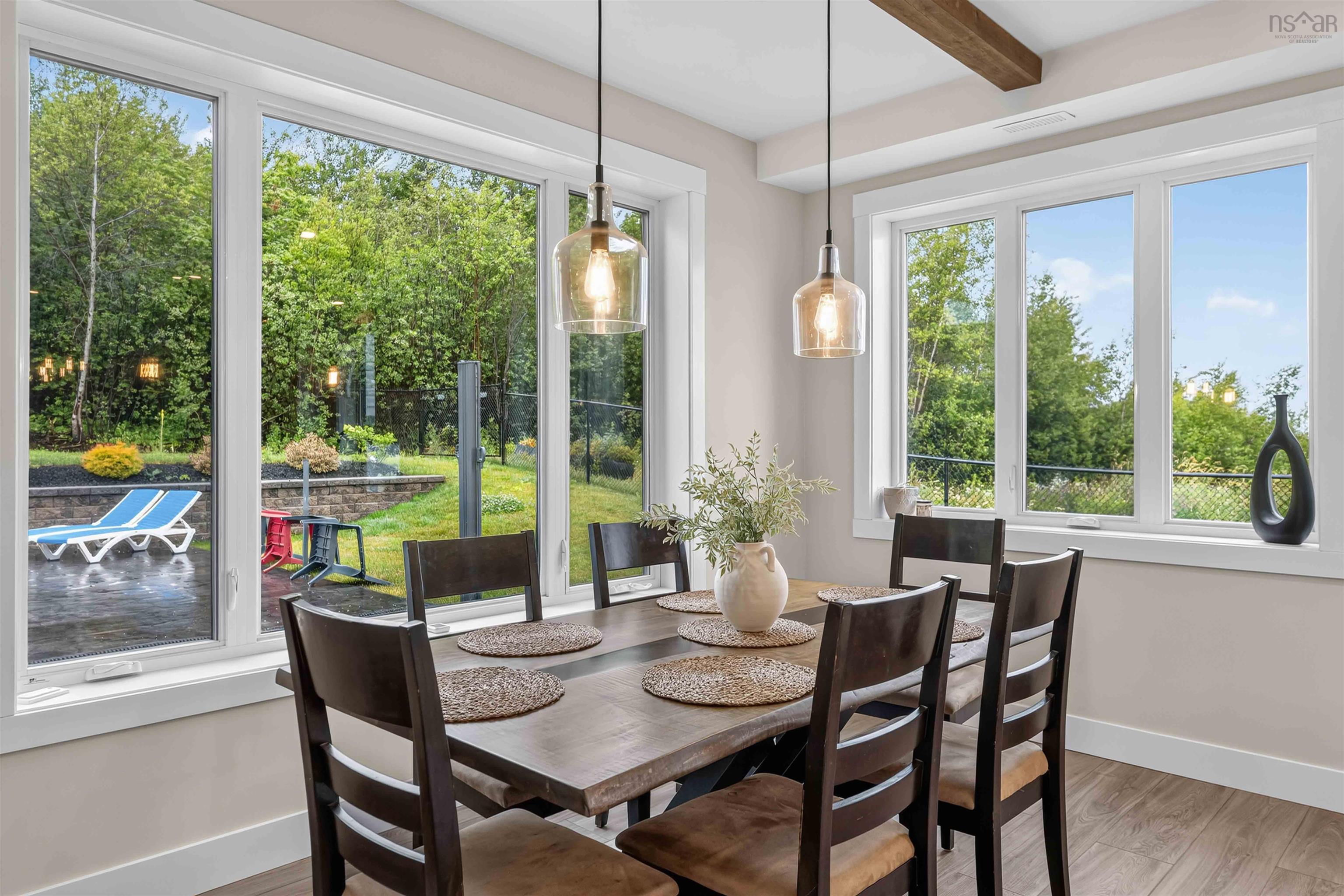 $1,425,000.00: 10 Heron Drive, Canaan