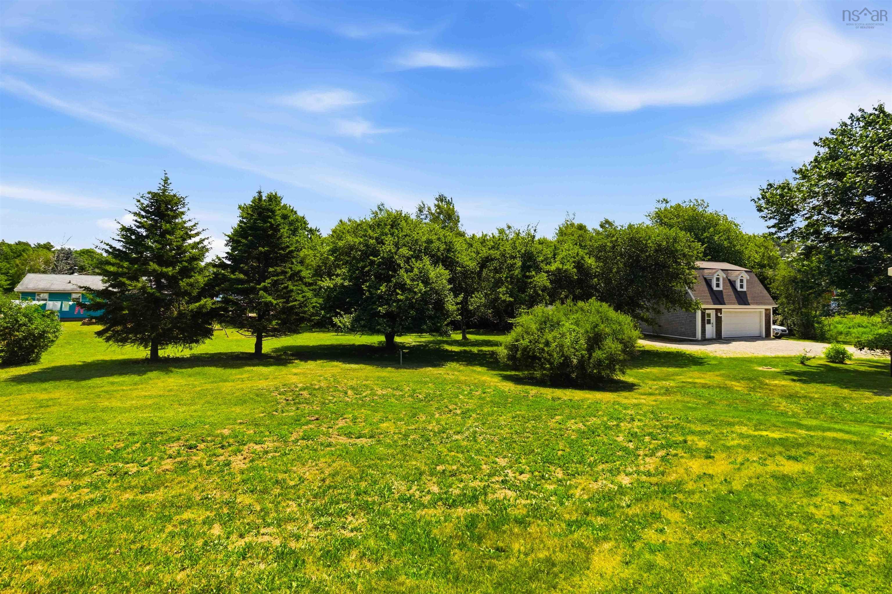 $579,900.00: 11460 Highway 3, Centre